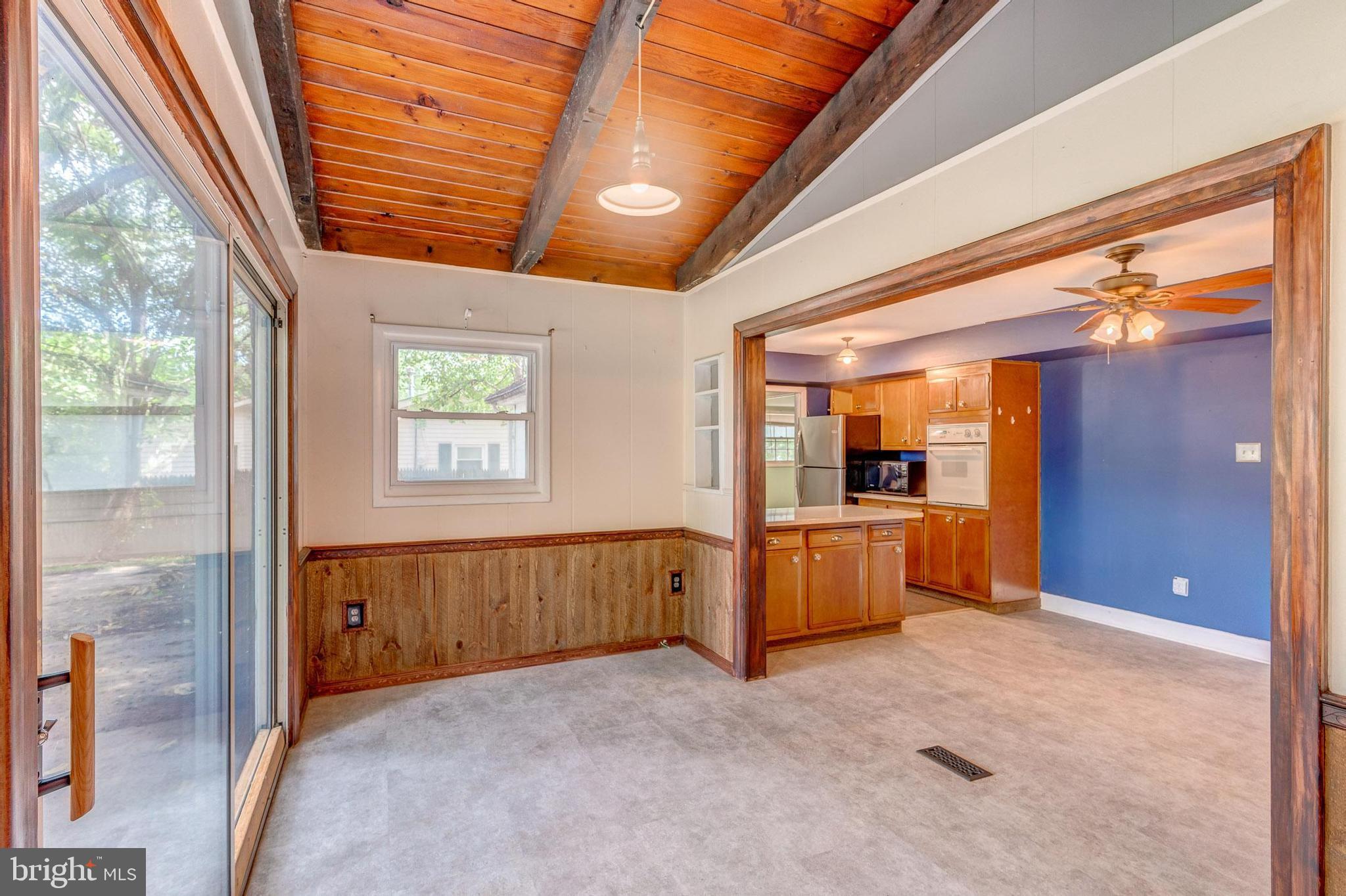 YORKTOWN - Residential