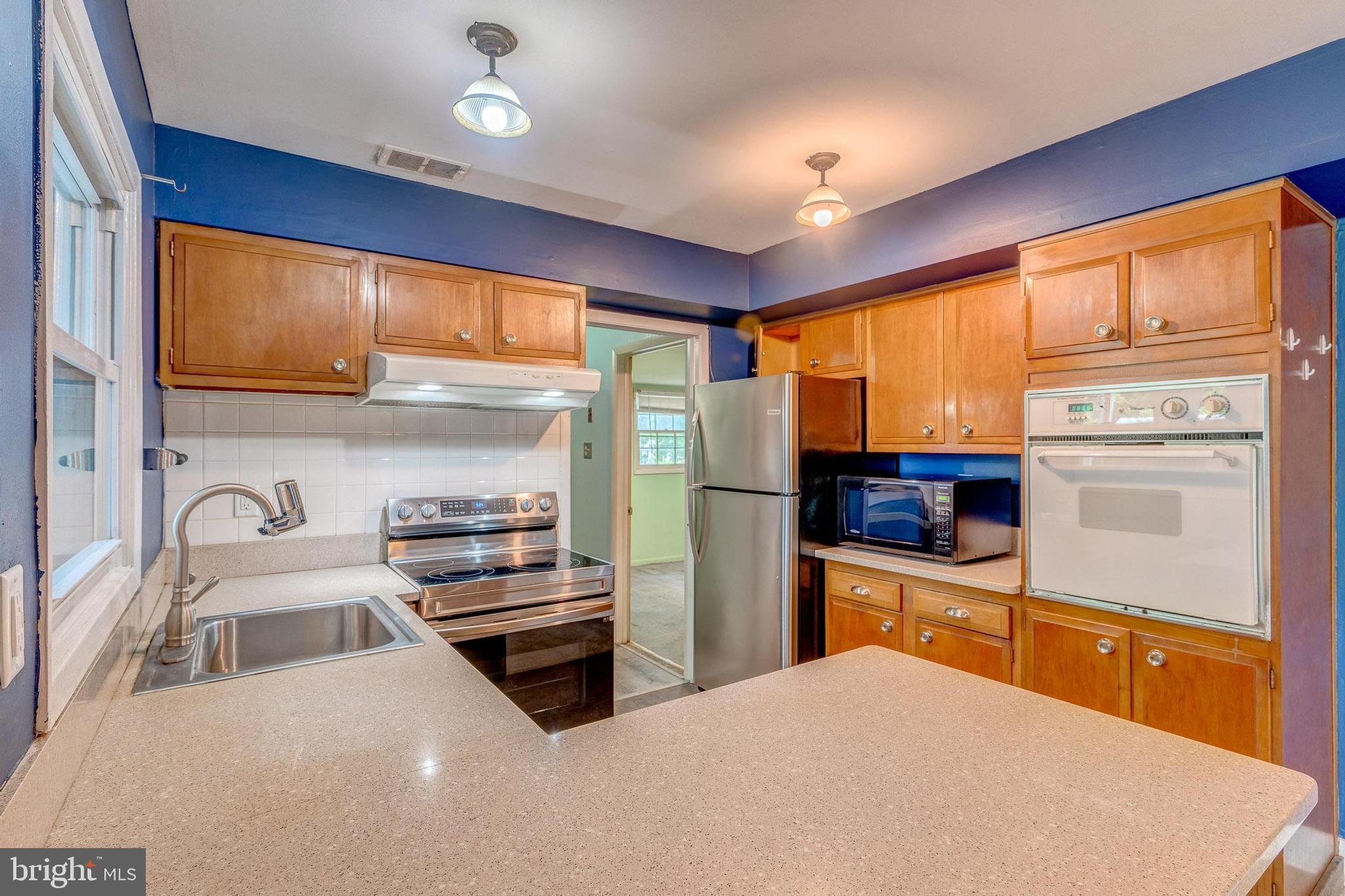 YORKTOWN - Residential