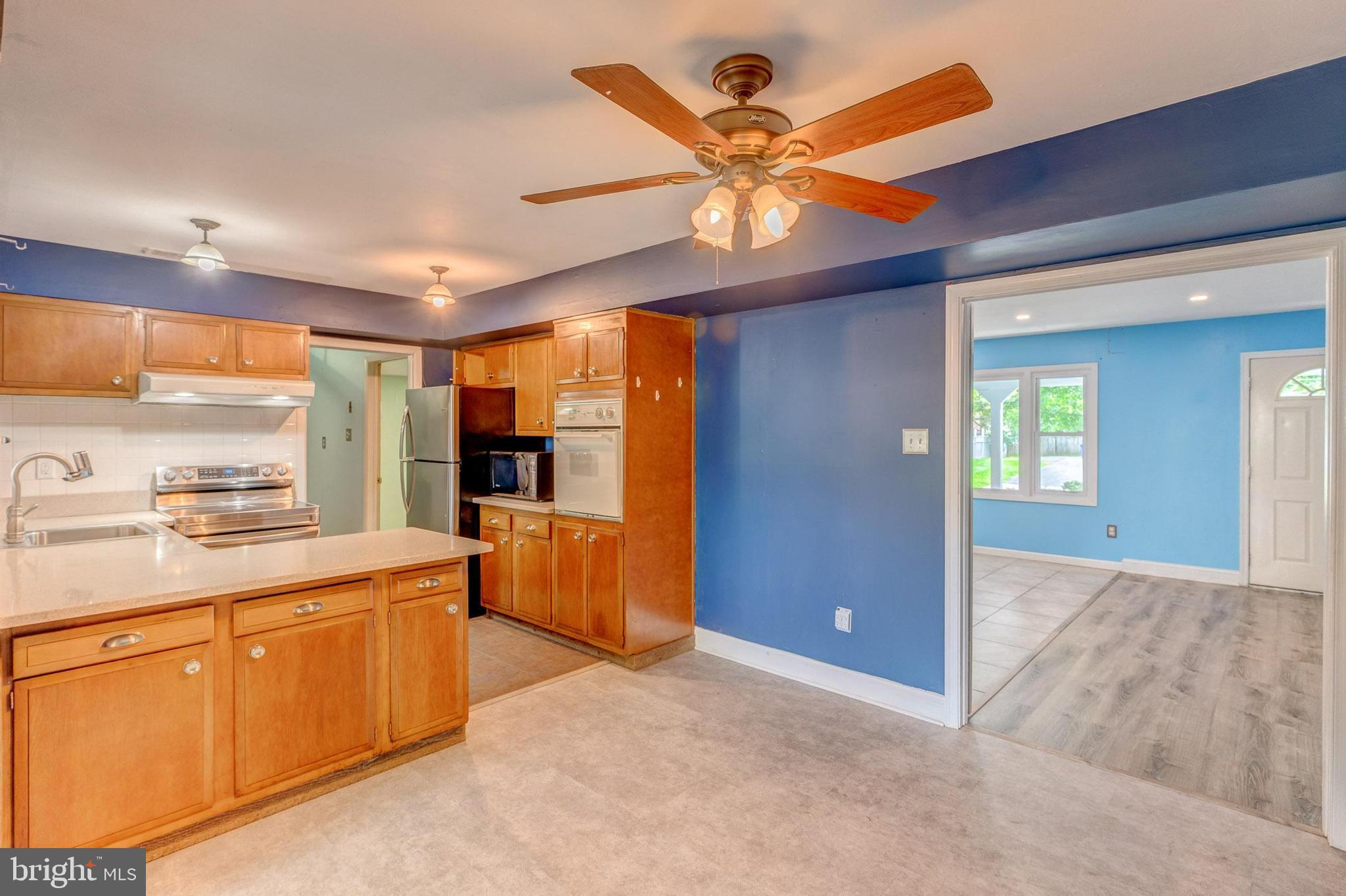 YORKTOWN - Residential