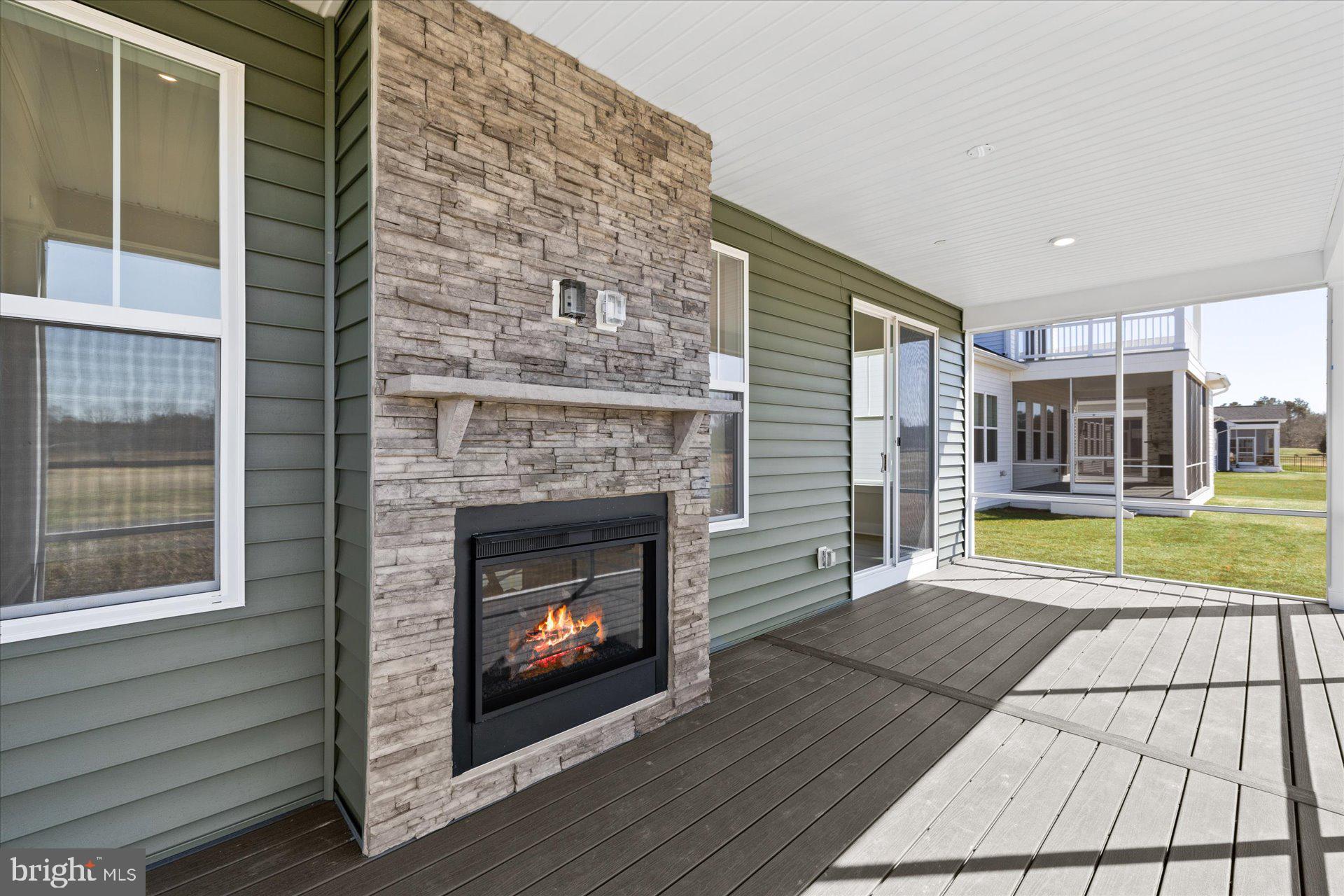 RIVER MARSH - Residential