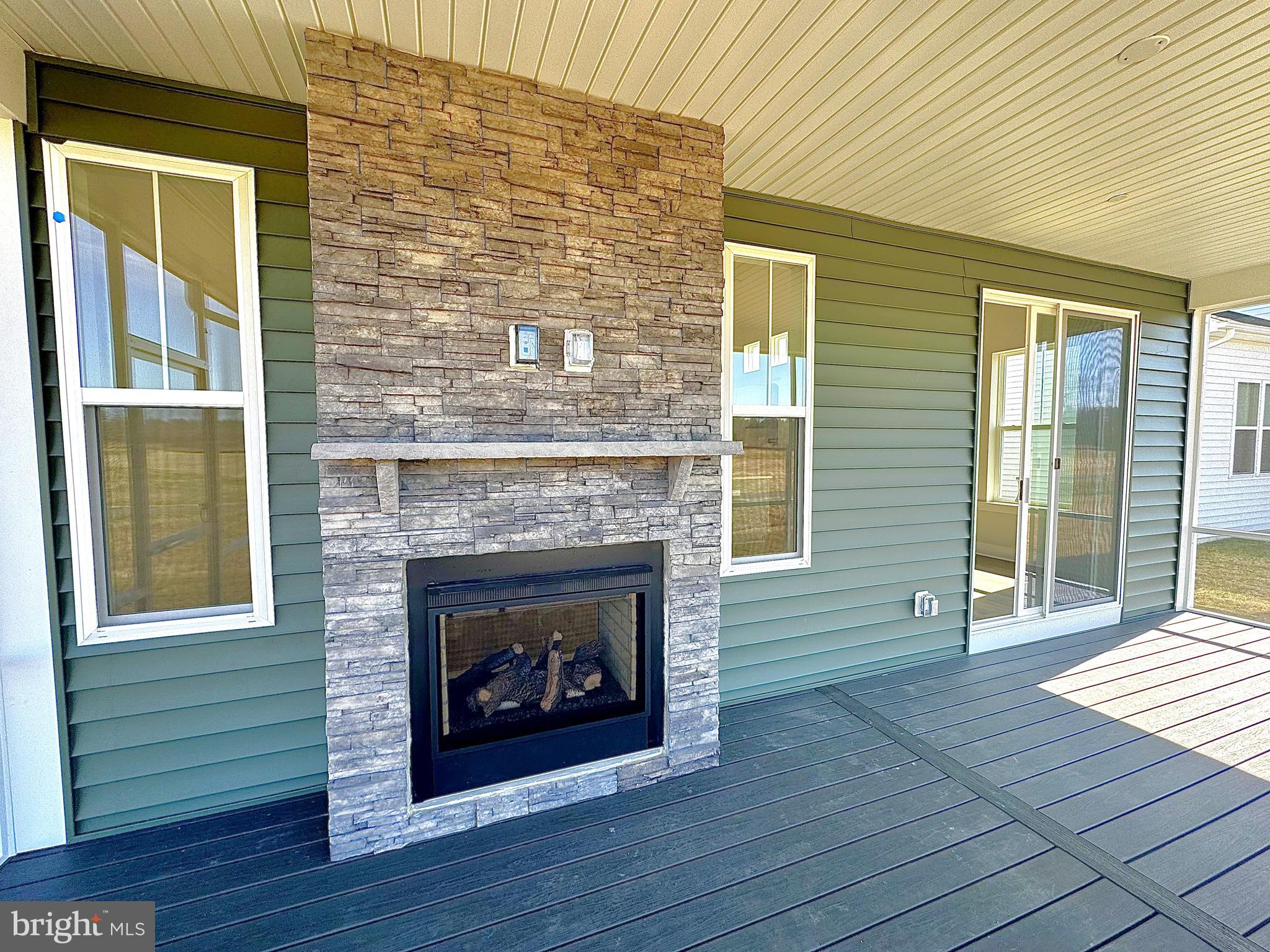 RIVER MARSH - Residential