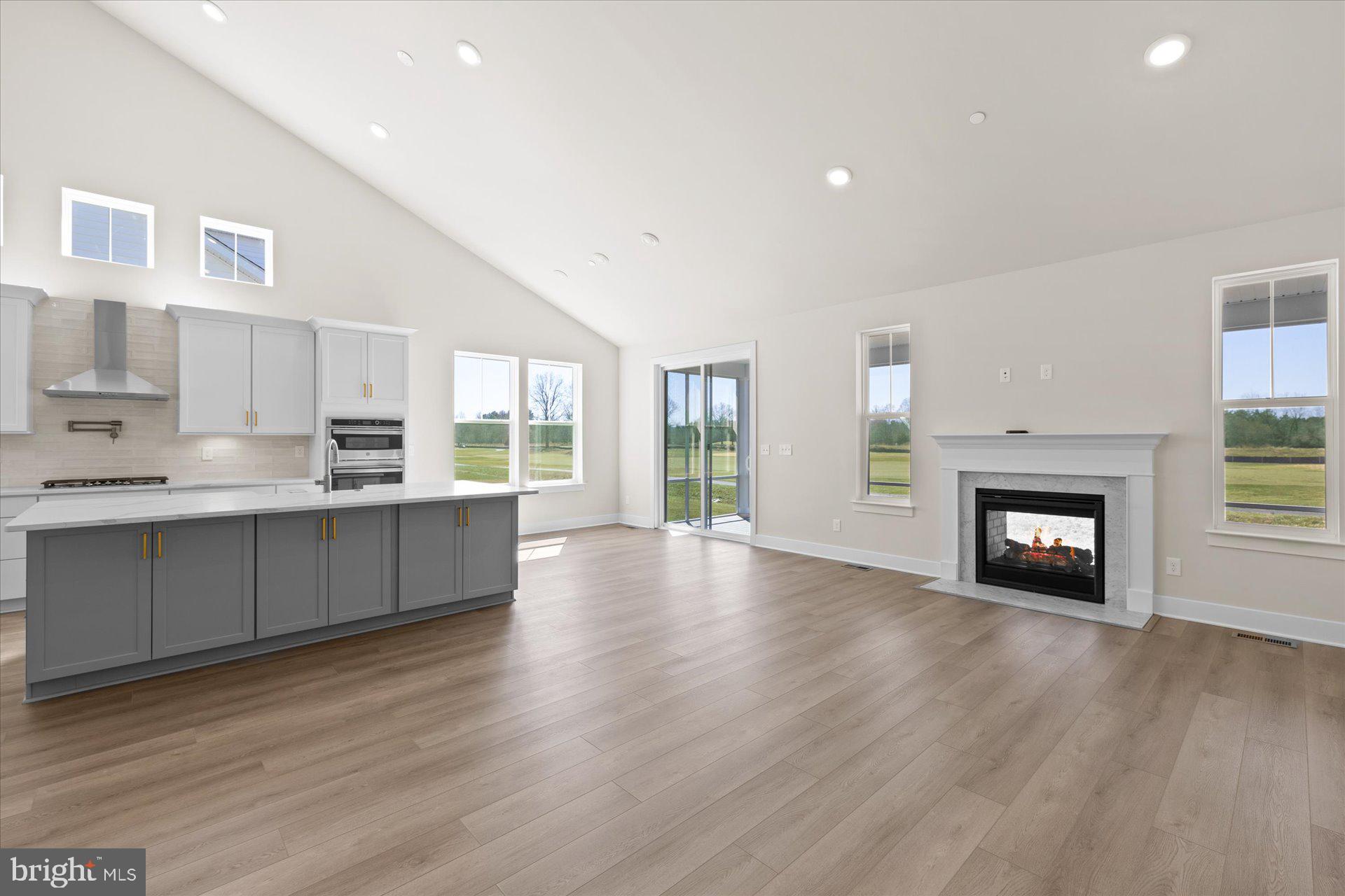 RIVER MARSH - Residential