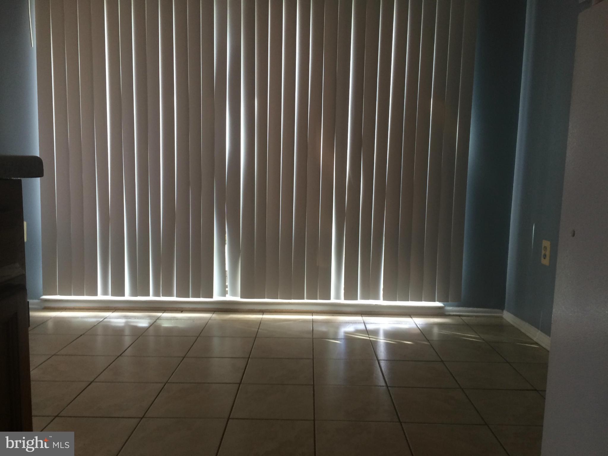 FARMINGDALE - Residential Lease