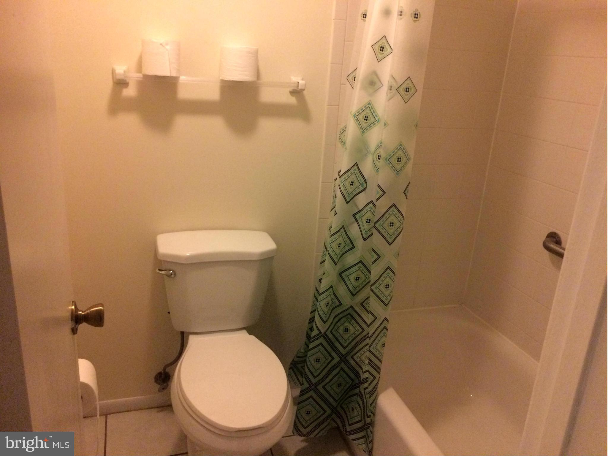 FARMINGDALE - Residential Lease