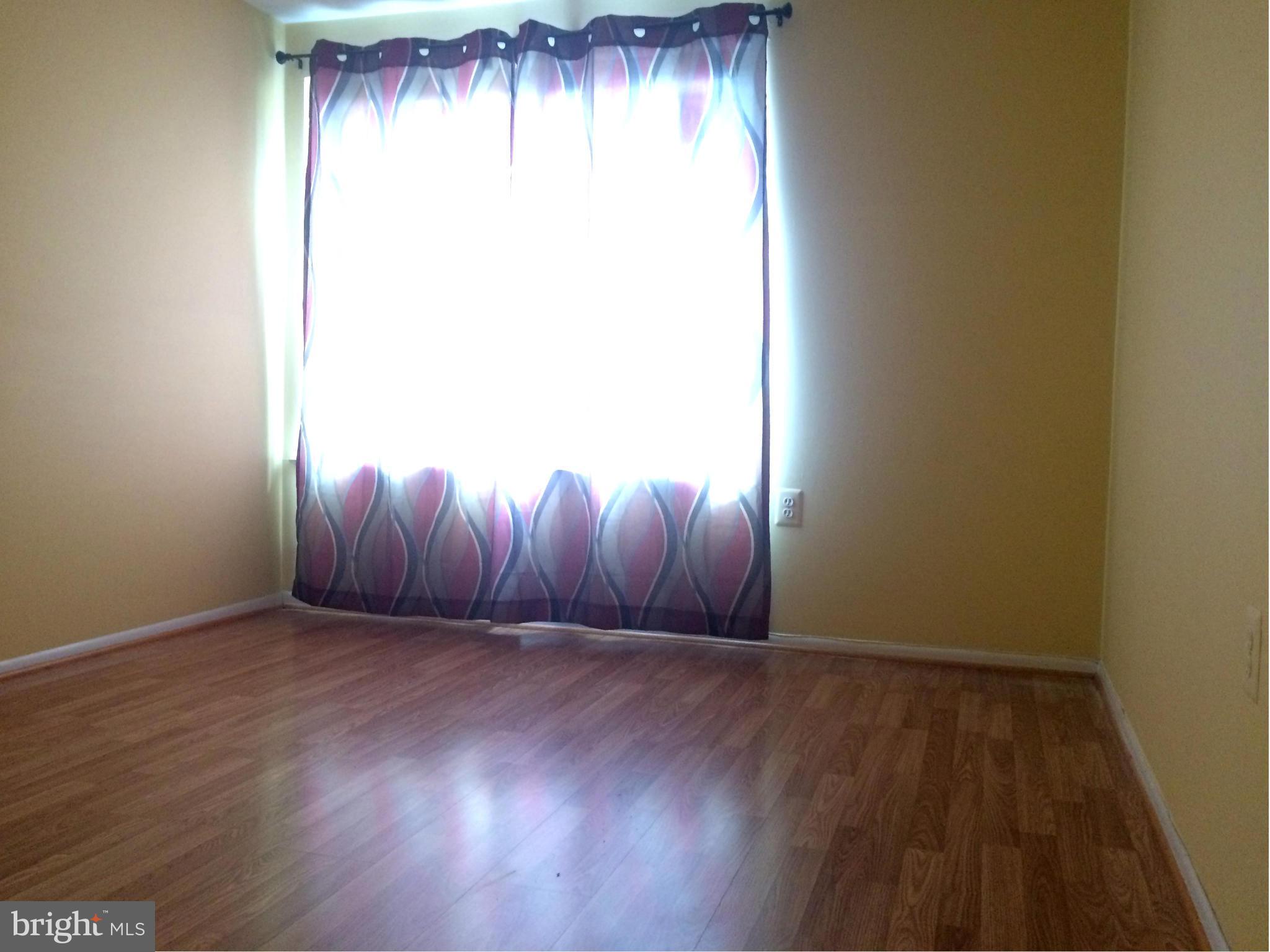 FARMINGDALE - Residential Lease