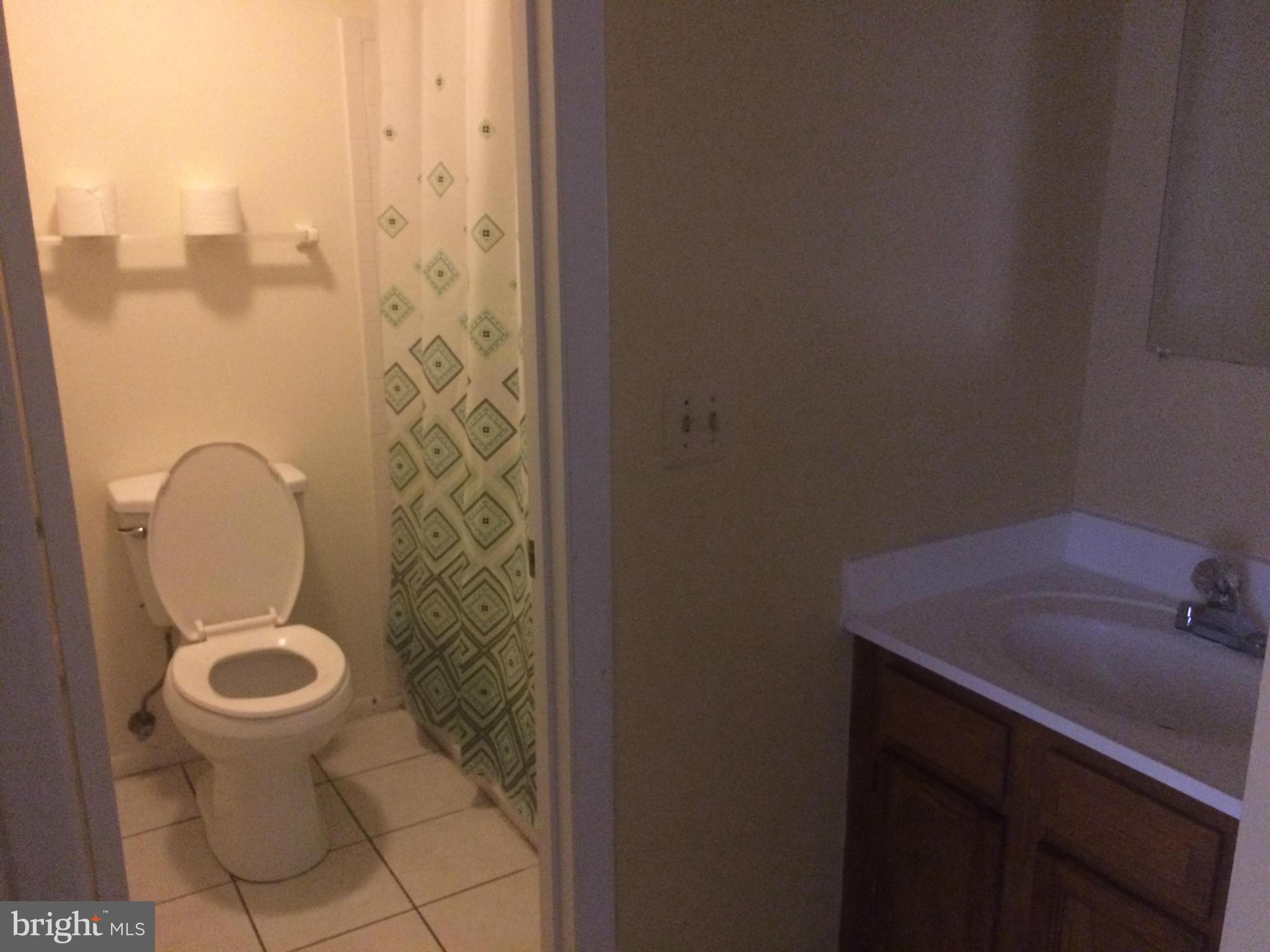 FARMINGDALE - Residential Lease