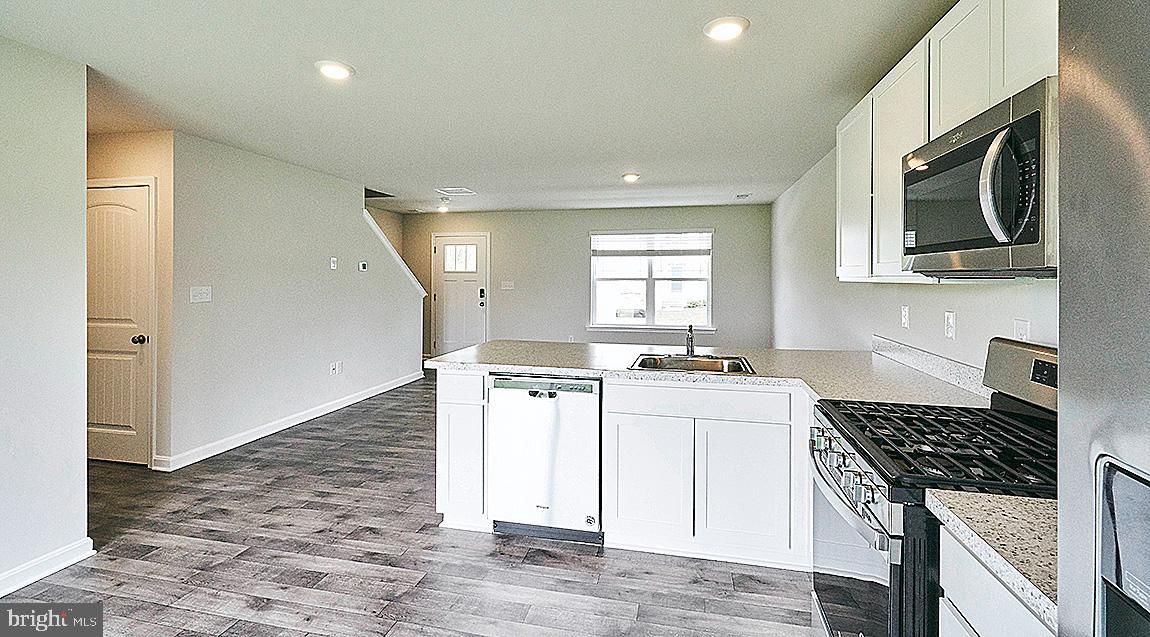 BLACKWATER LANDING - Residential