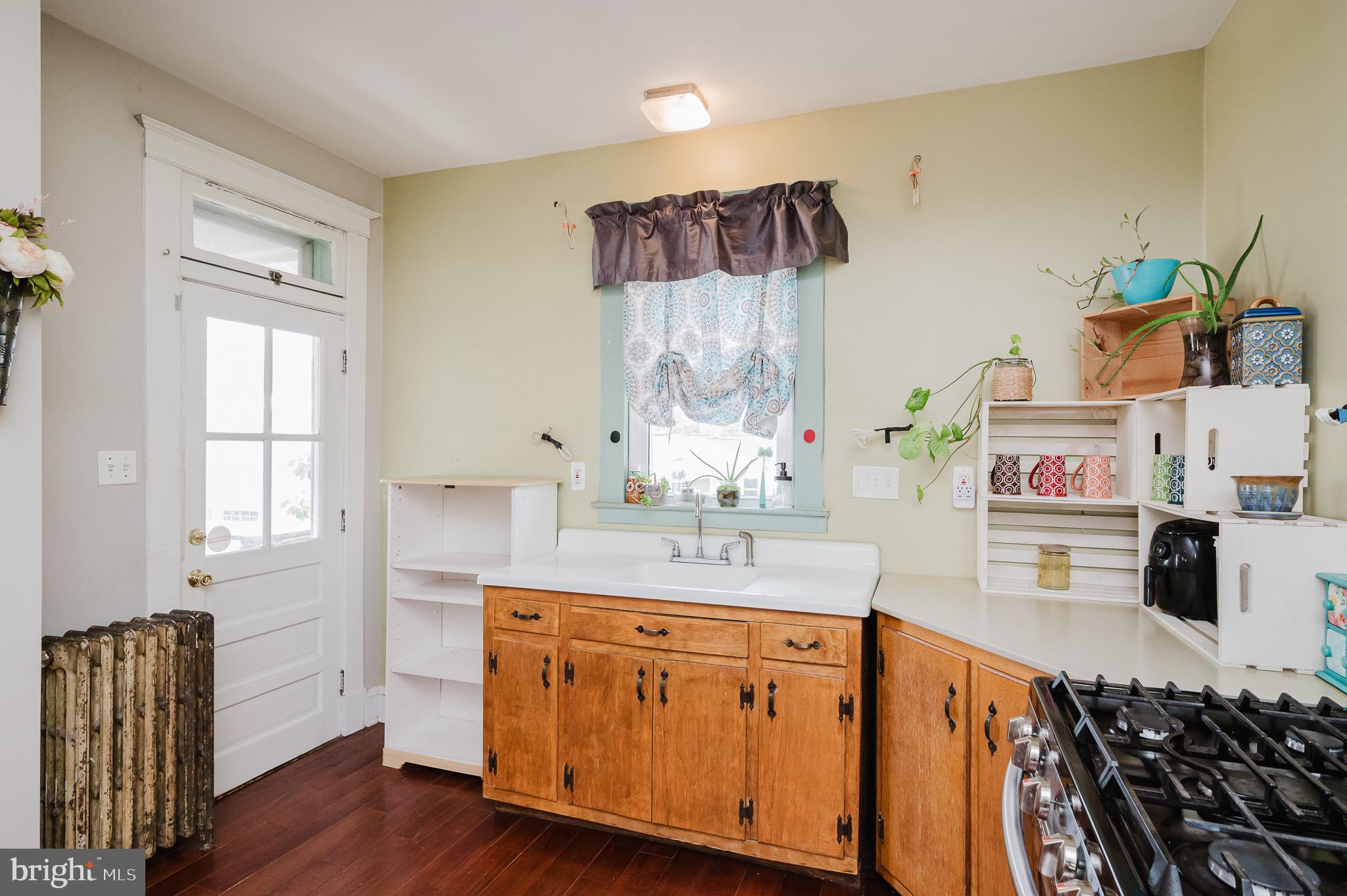 ELMWOOD - Residential