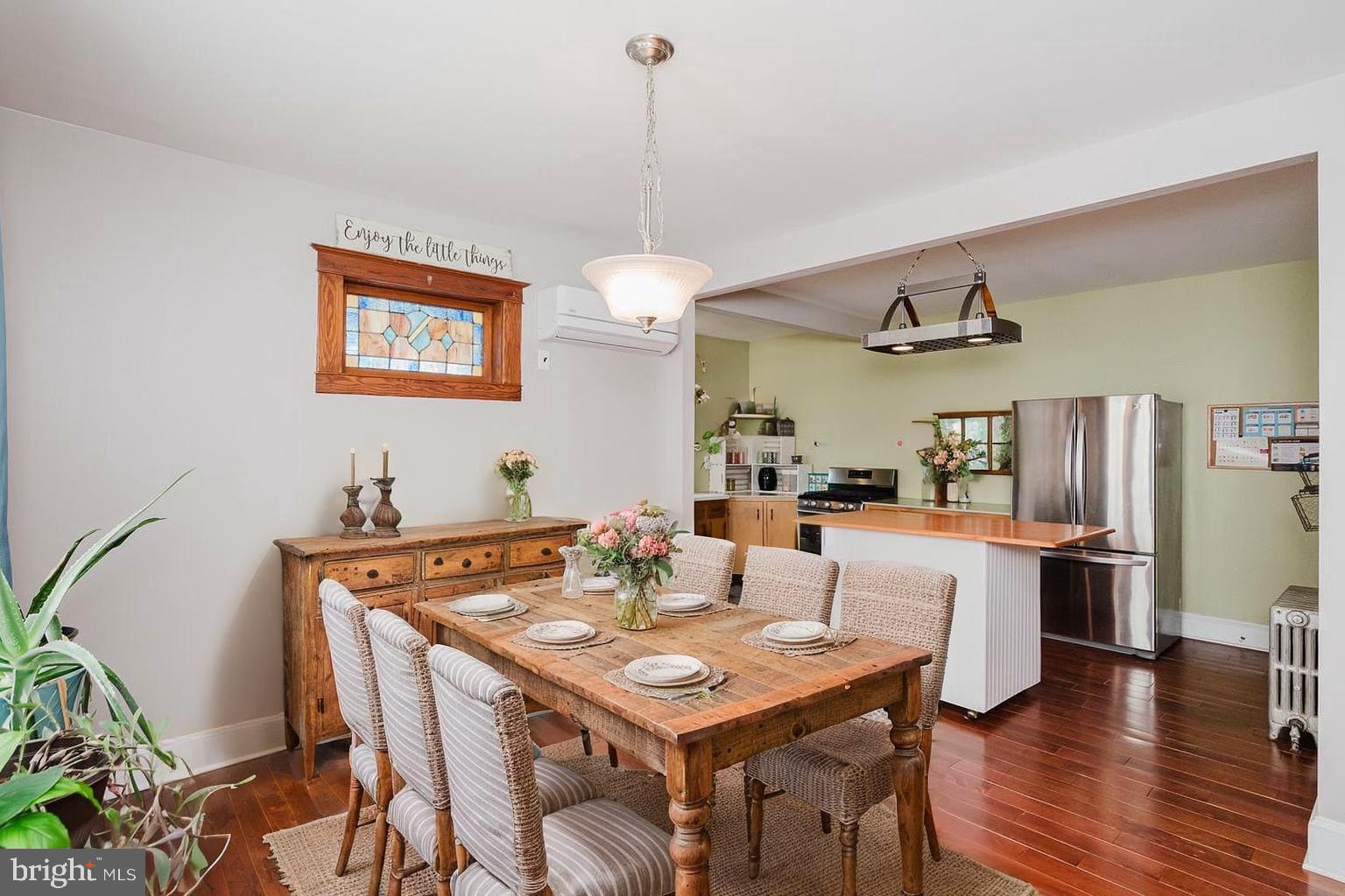 ELMWOOD - Residential