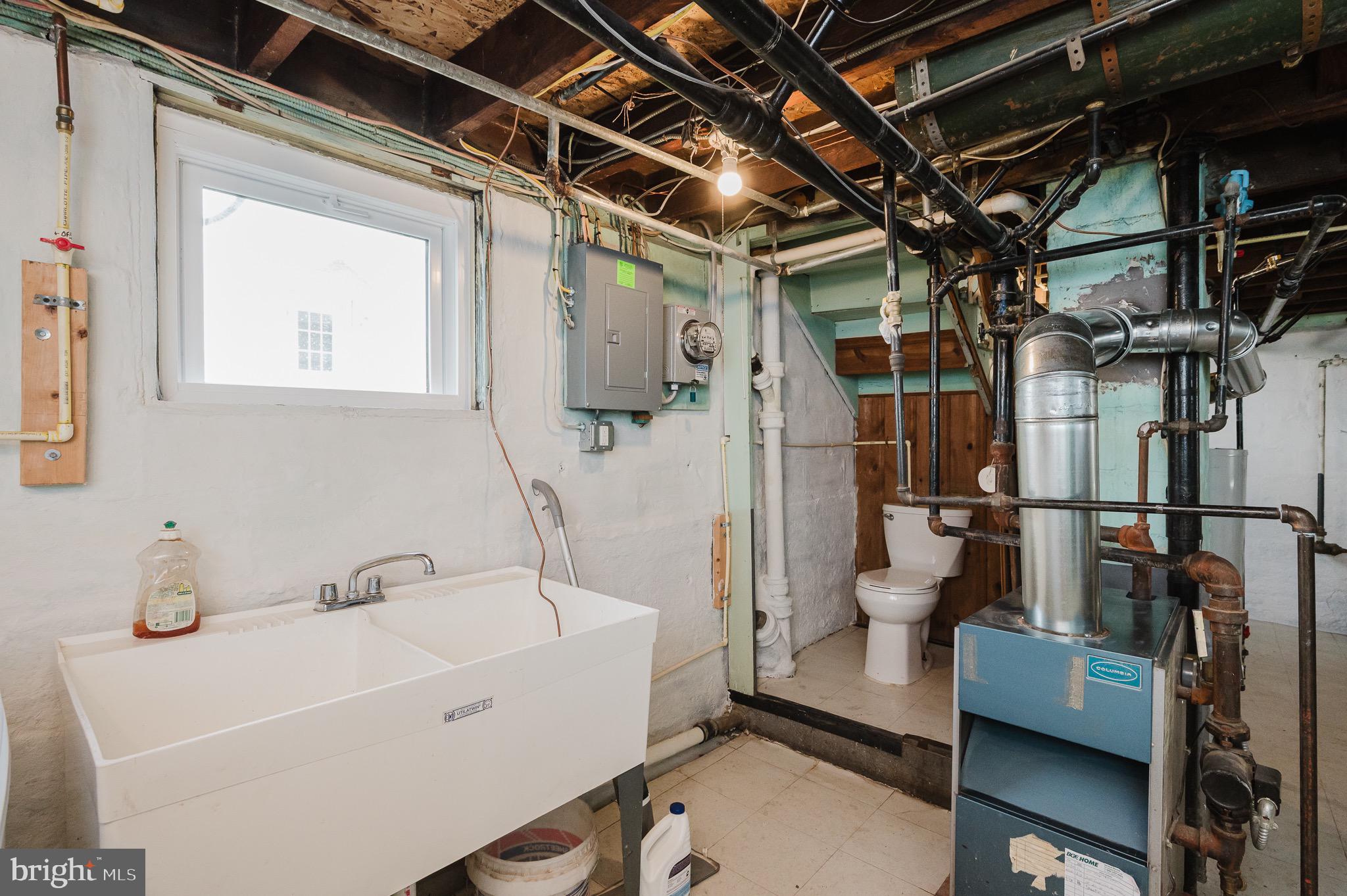 ELMWOOD - Residential