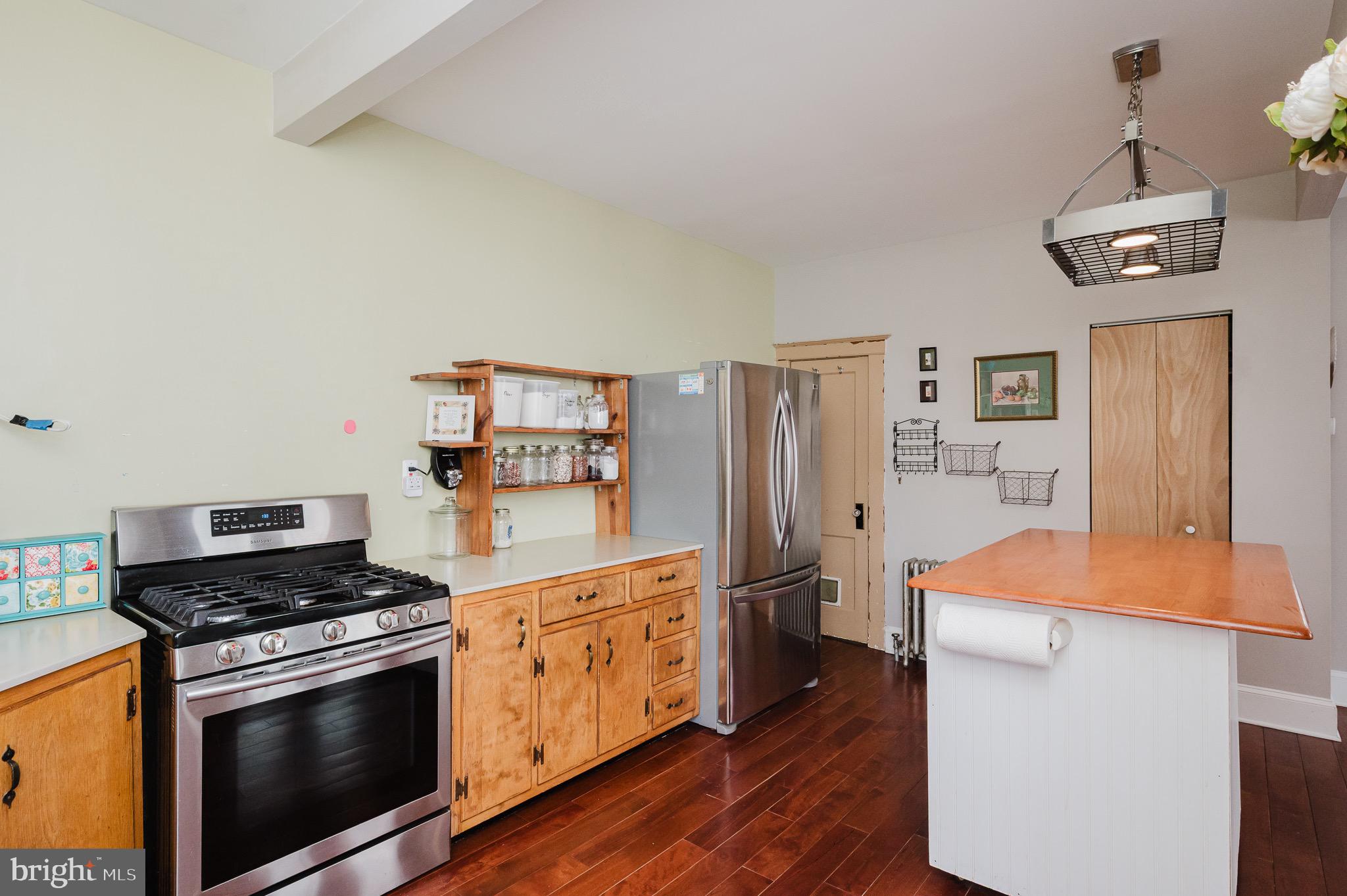 ELMWOOD - Residential