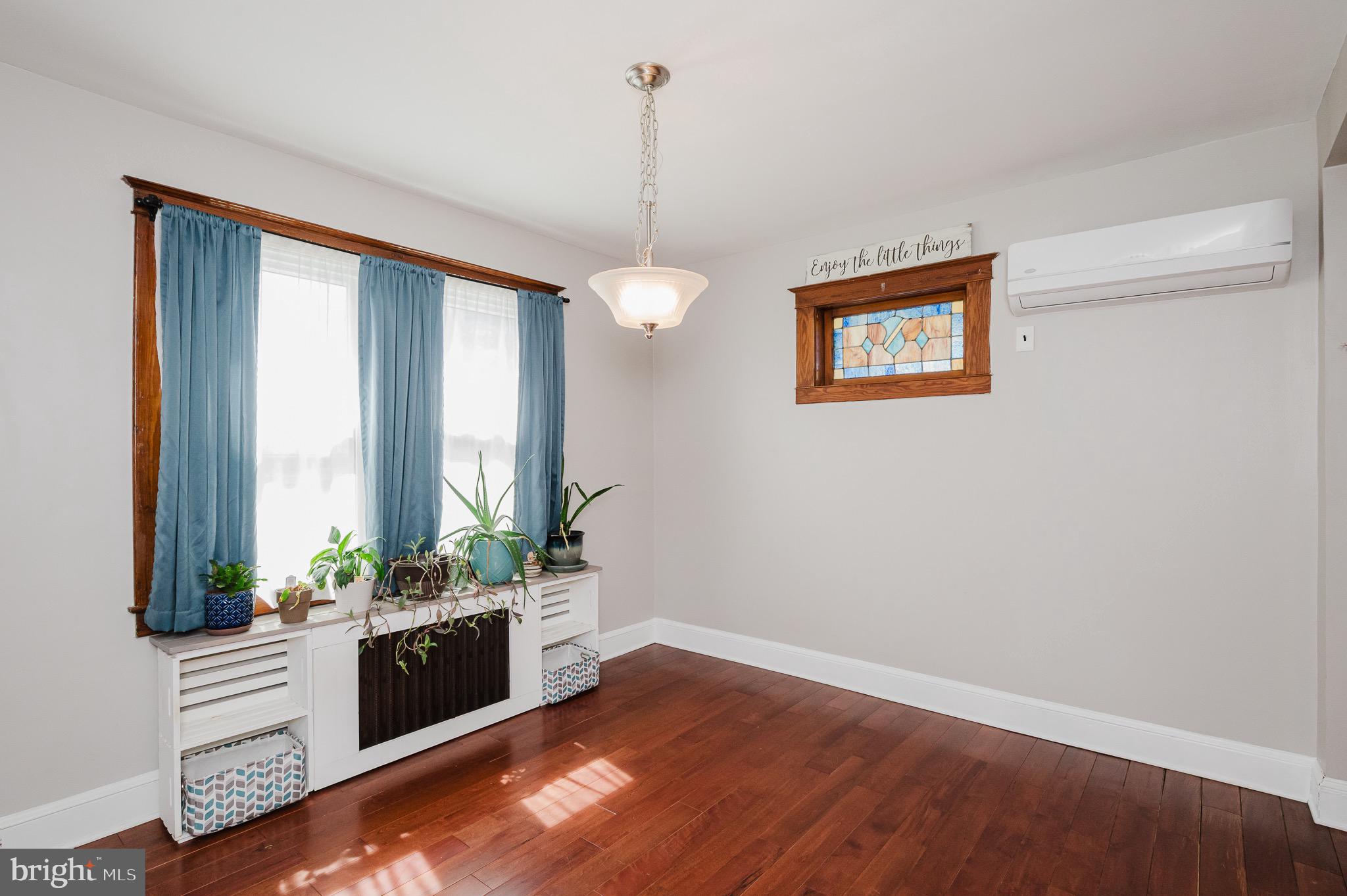 ELMWOOD - Residential