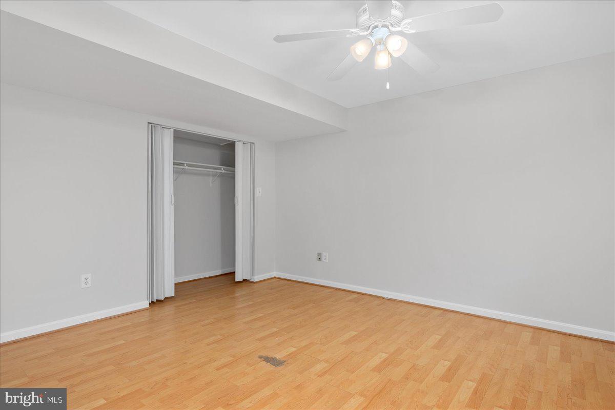 WHISPERING HILLS - Residential