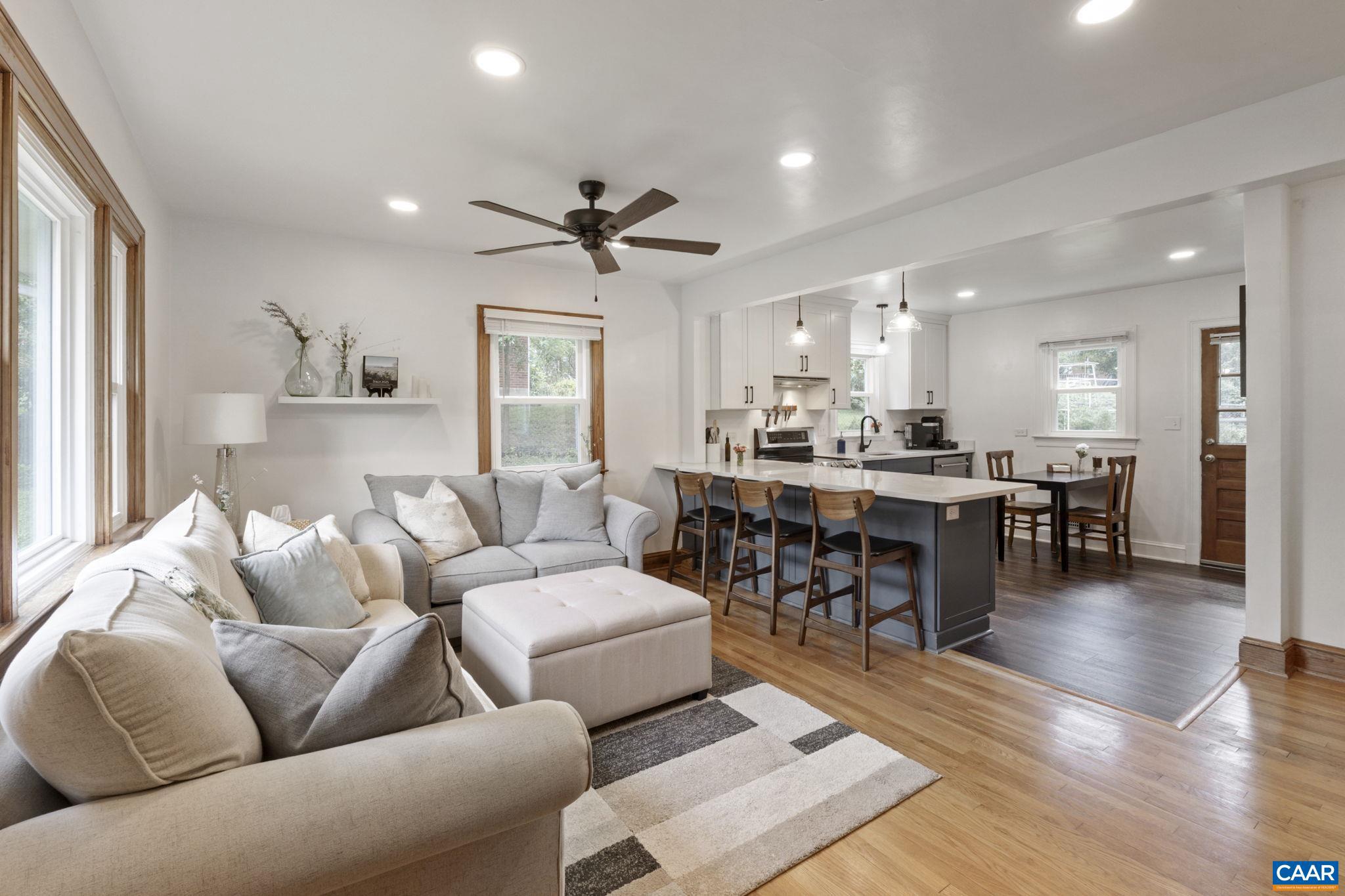 1104 FOREST HILLS AVE