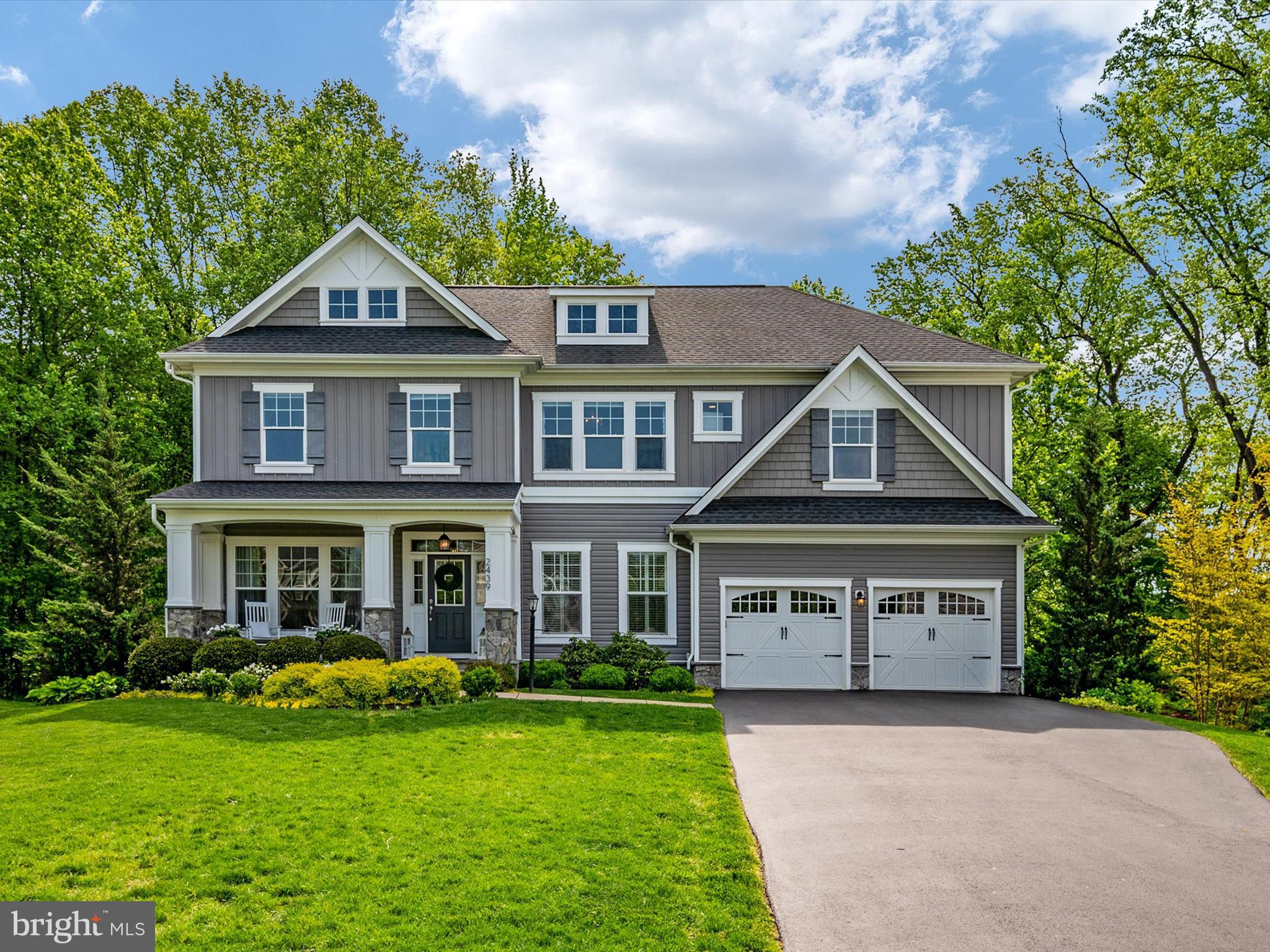 2439 MACALLISTER LANE
