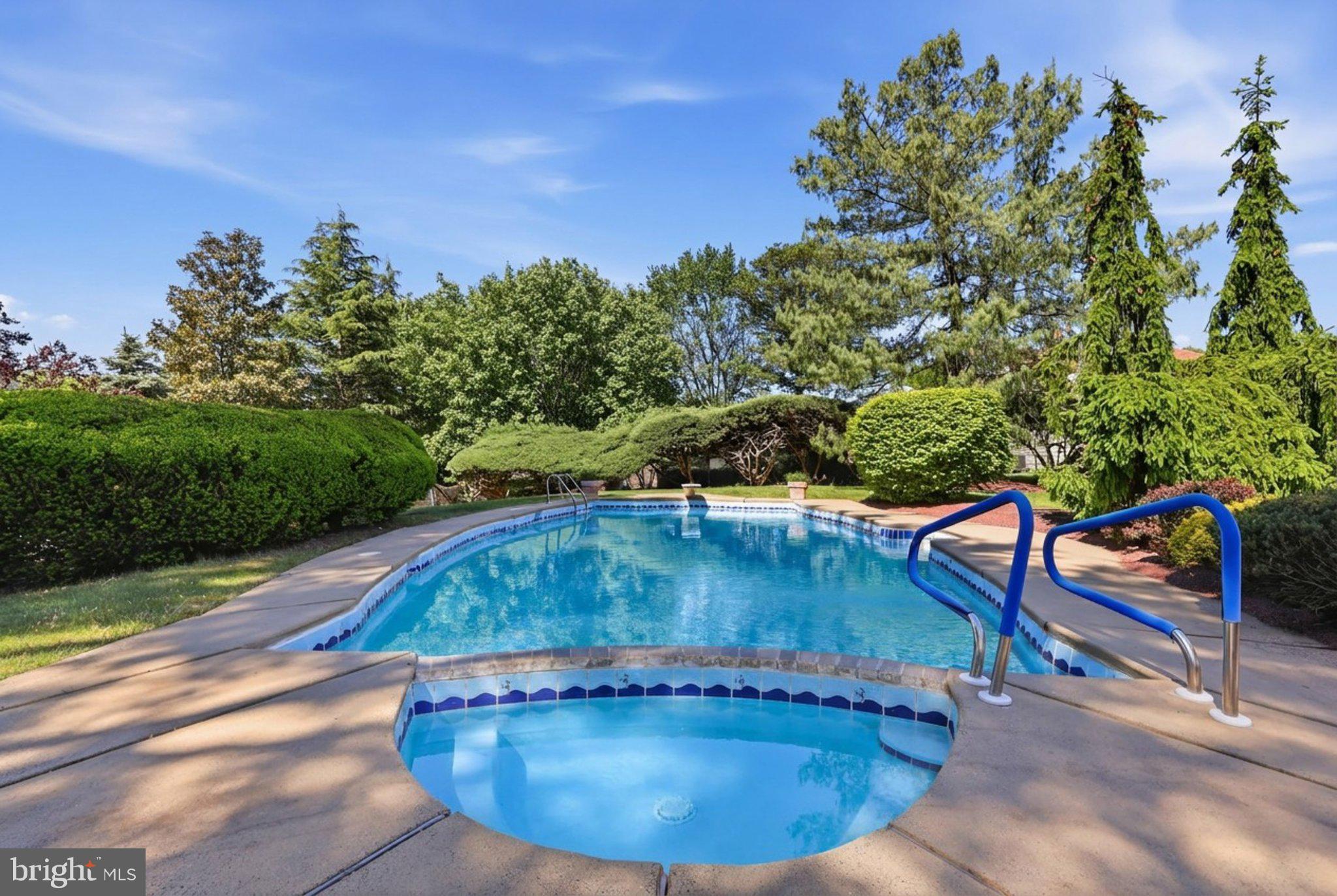 DEERFIELD NORTH - Residential