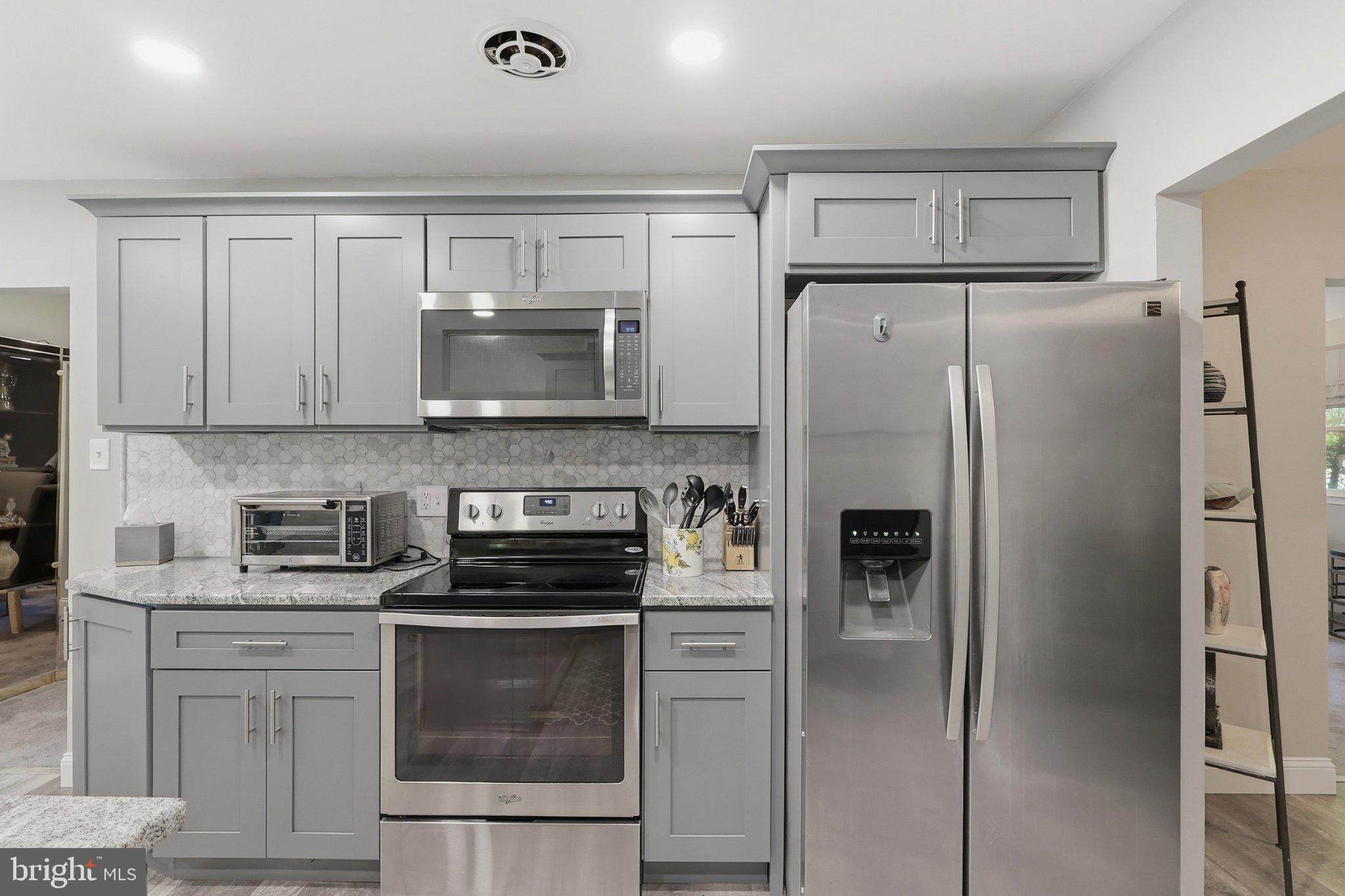 DEERFIELD NORTH - Residential