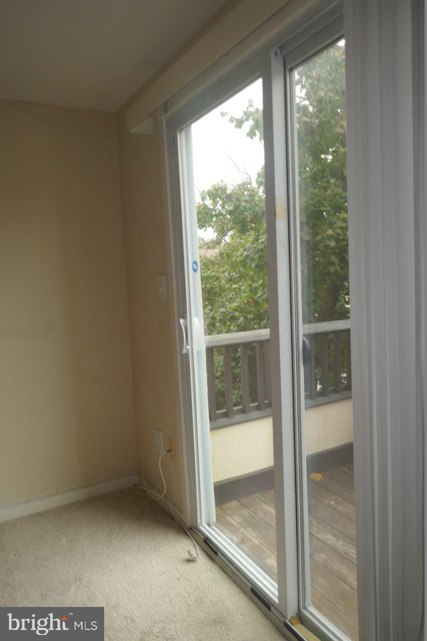 CHRISTOPHER COURT - Residential