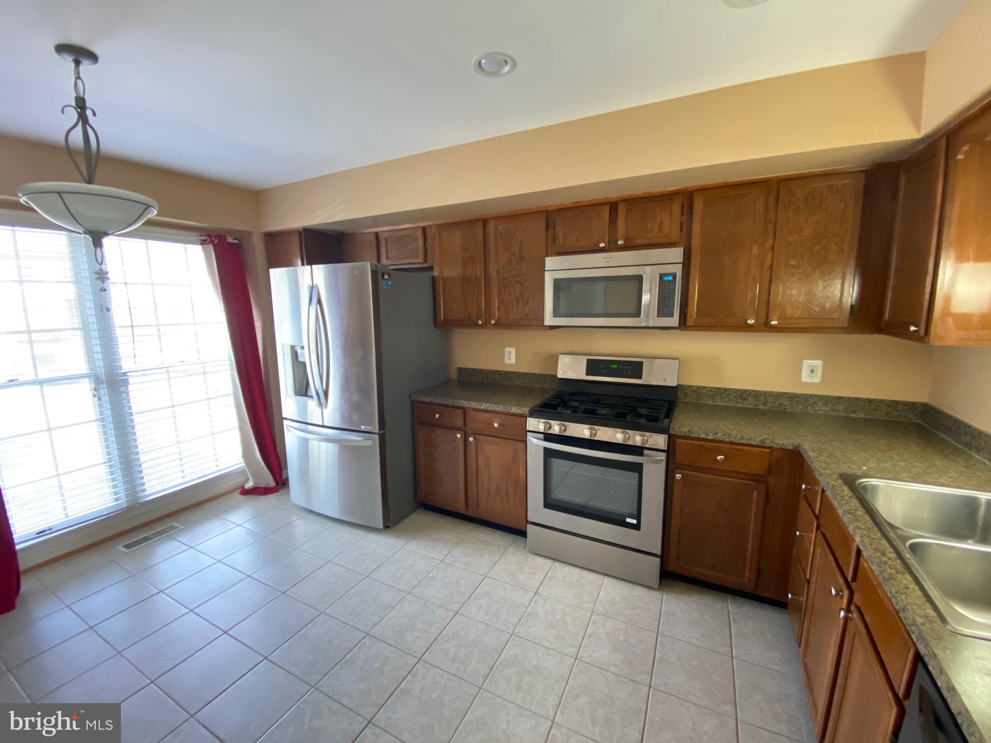 WESTRIDGE - Residential Lease