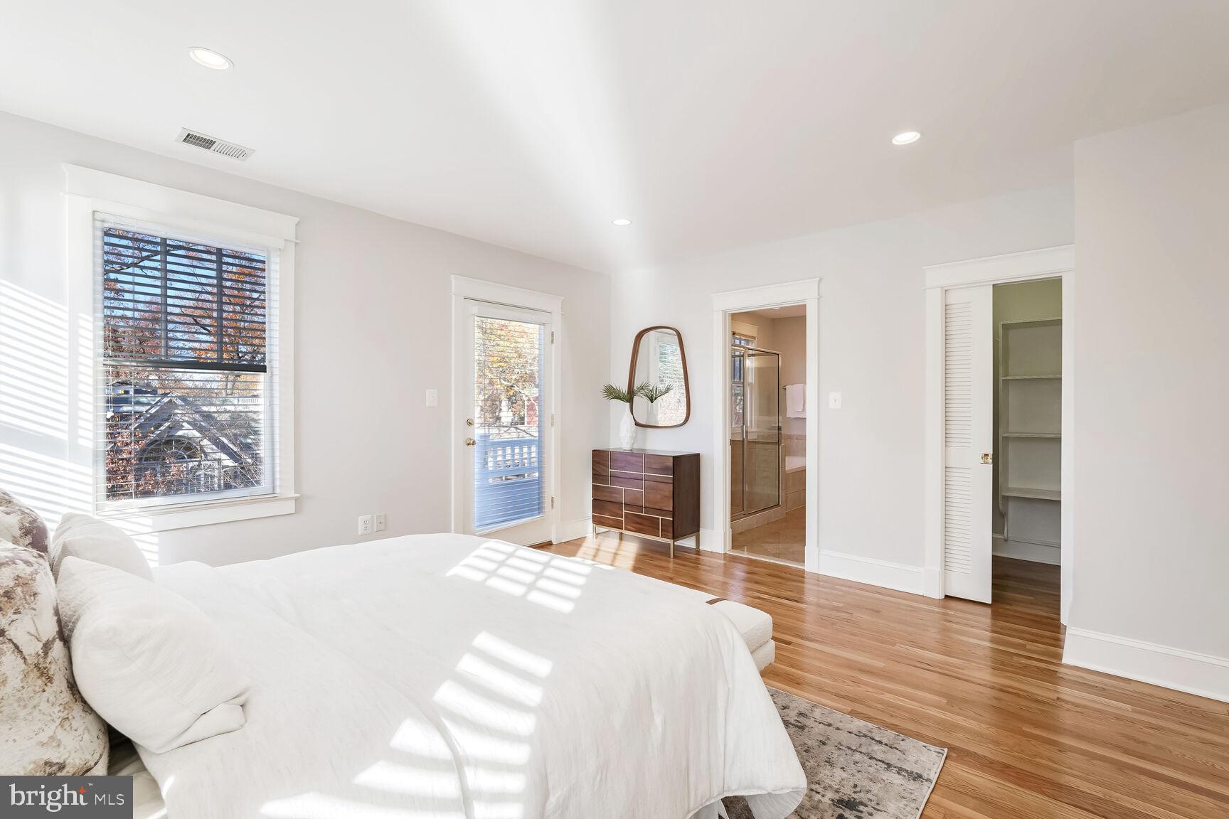 ASHTON HEIGHTS - Residential