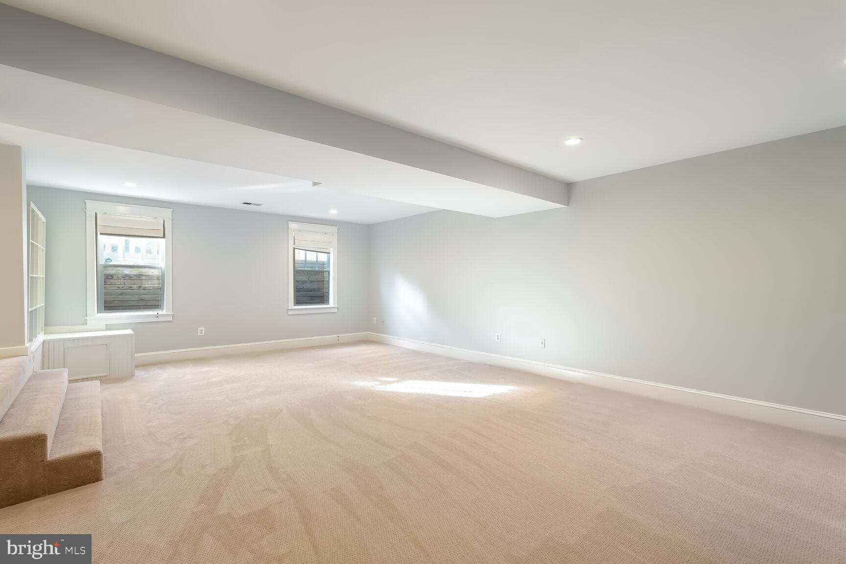 ASHTON HEIGHTS - Residential