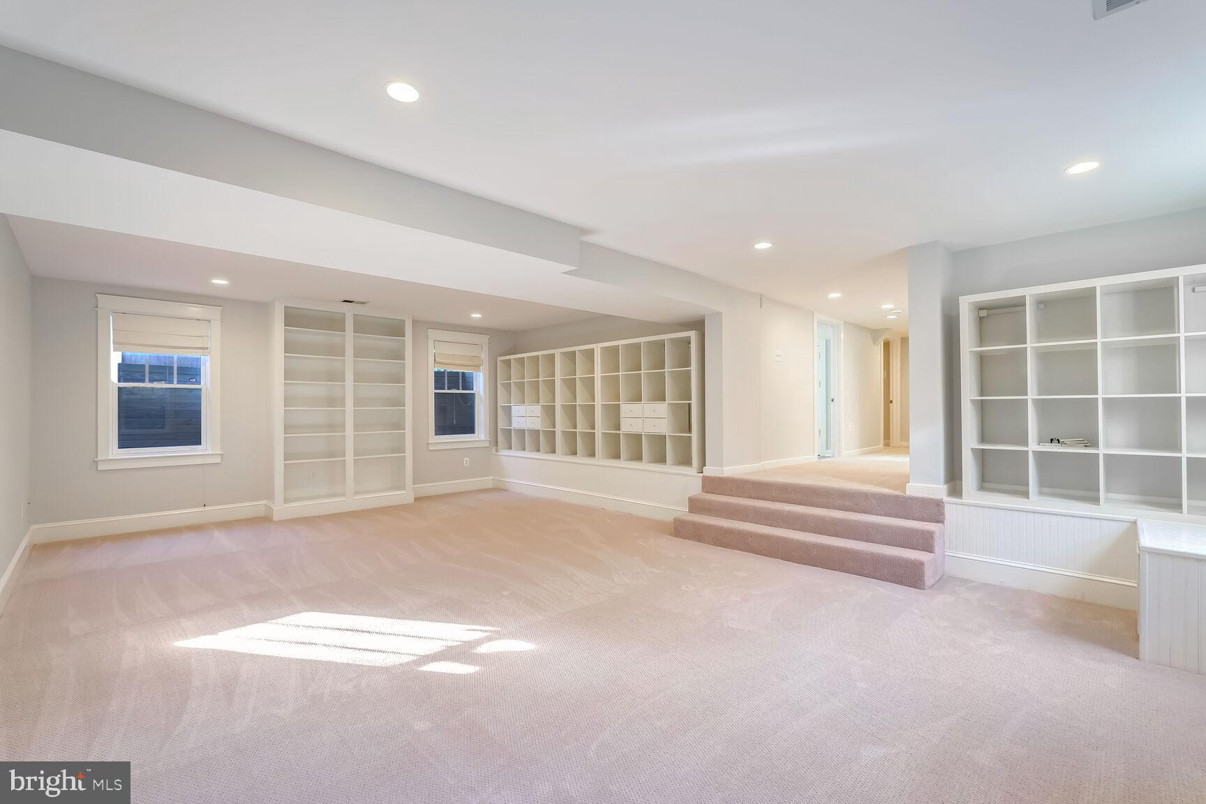 ASHTON HEIGHTS - Residential