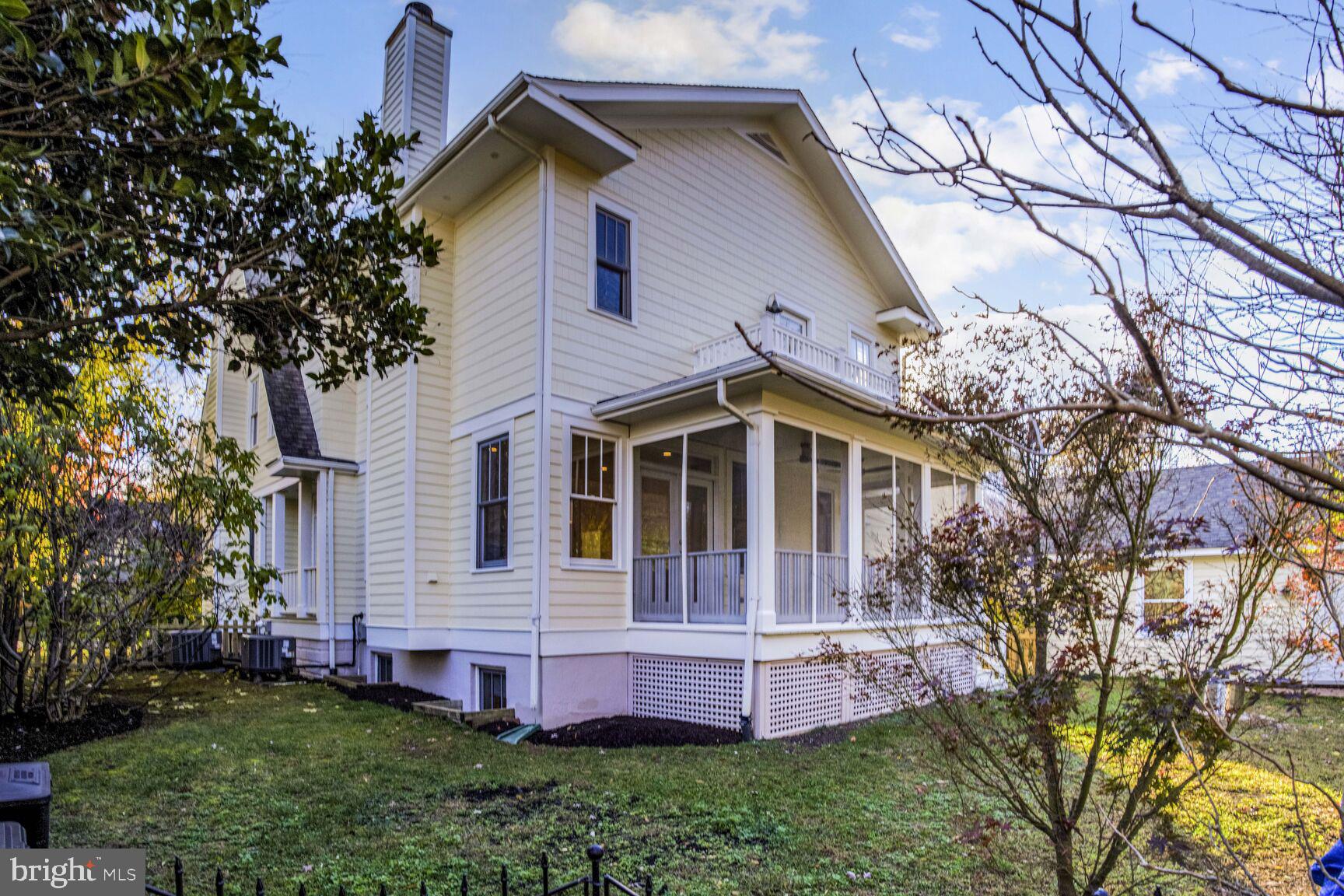 ASHTON HEIGHTS - Residential