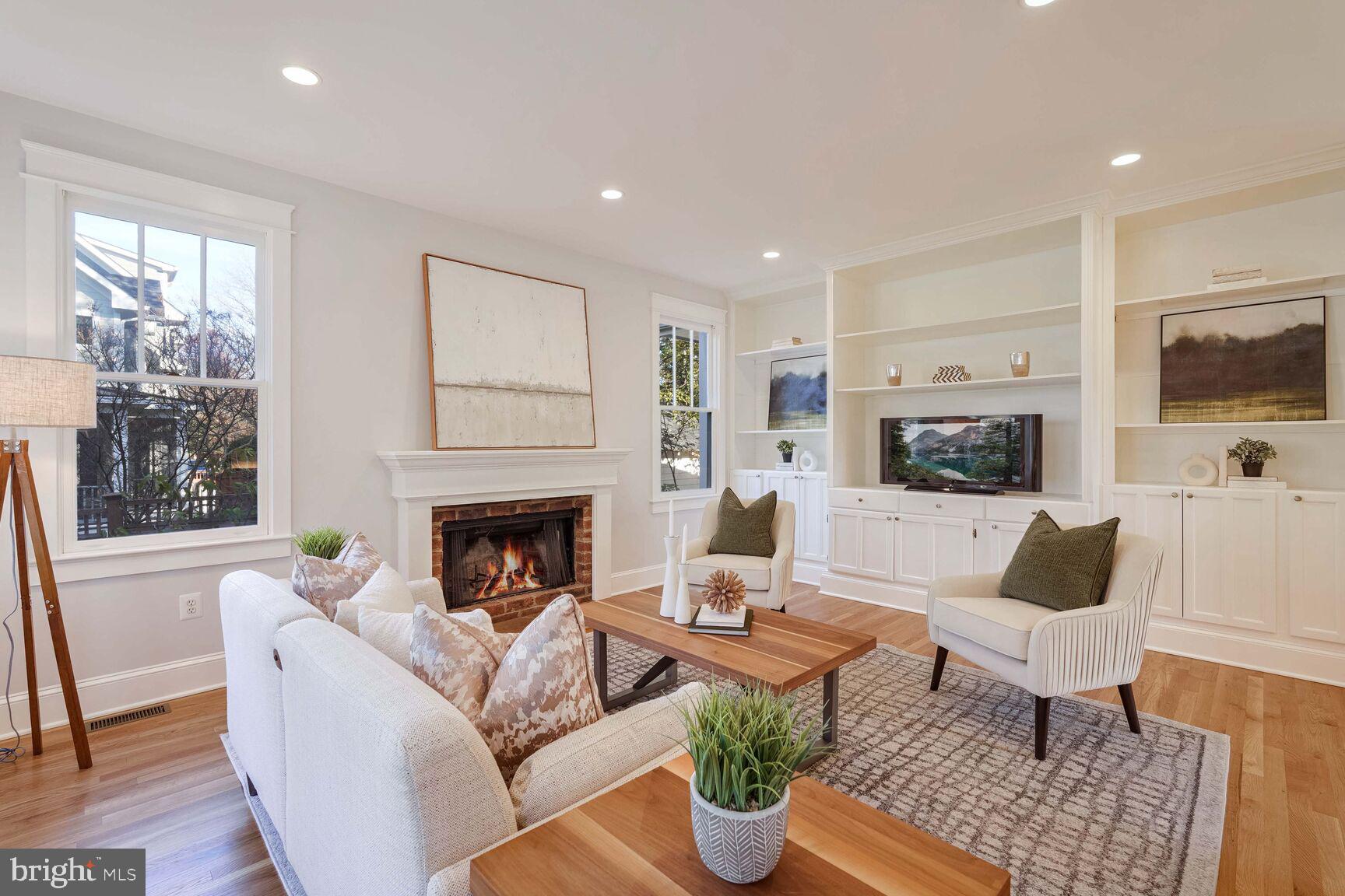 ASHTON HEIGHTS - Residential