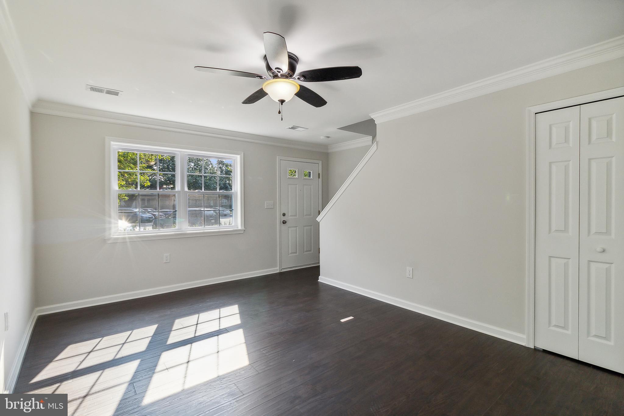 SUSSEX SQUARE CONDO - Residential