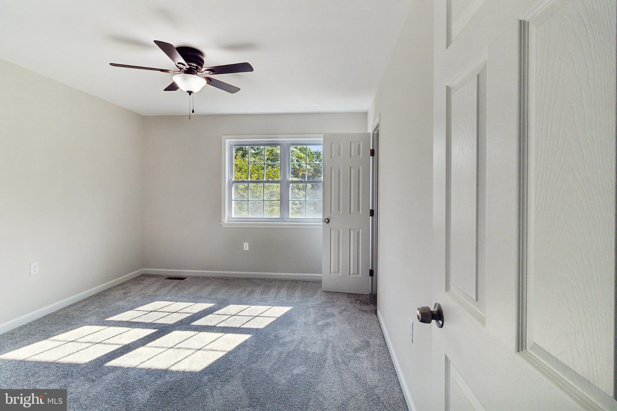 SUSSEX SQUARE CONDO - Residential