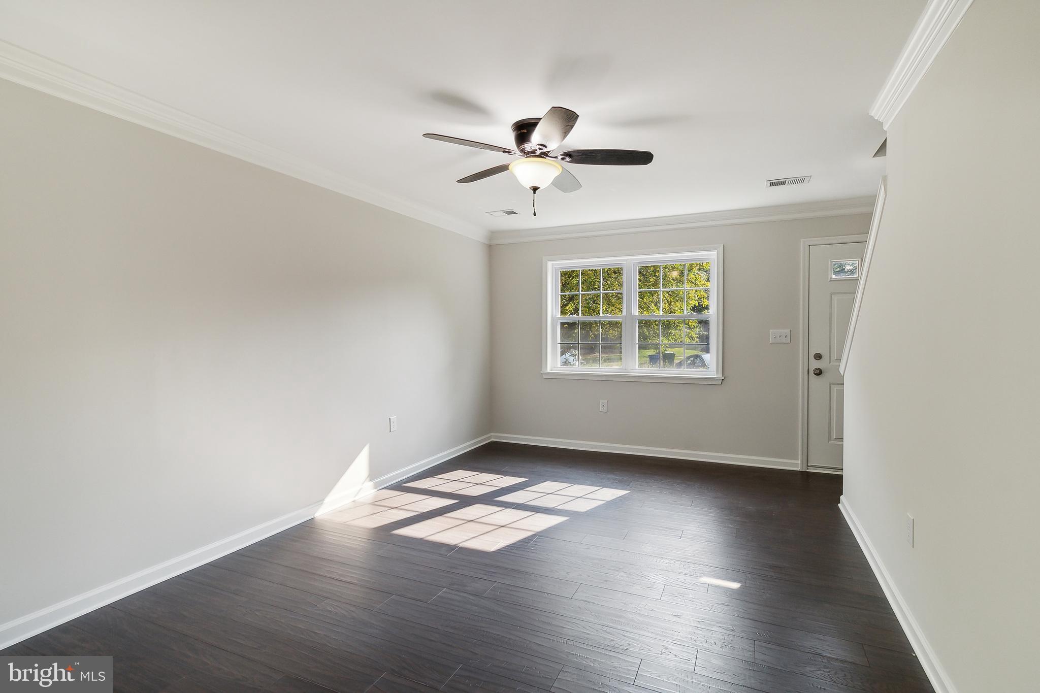 SUSSEX SQUARE CONDO - Residential