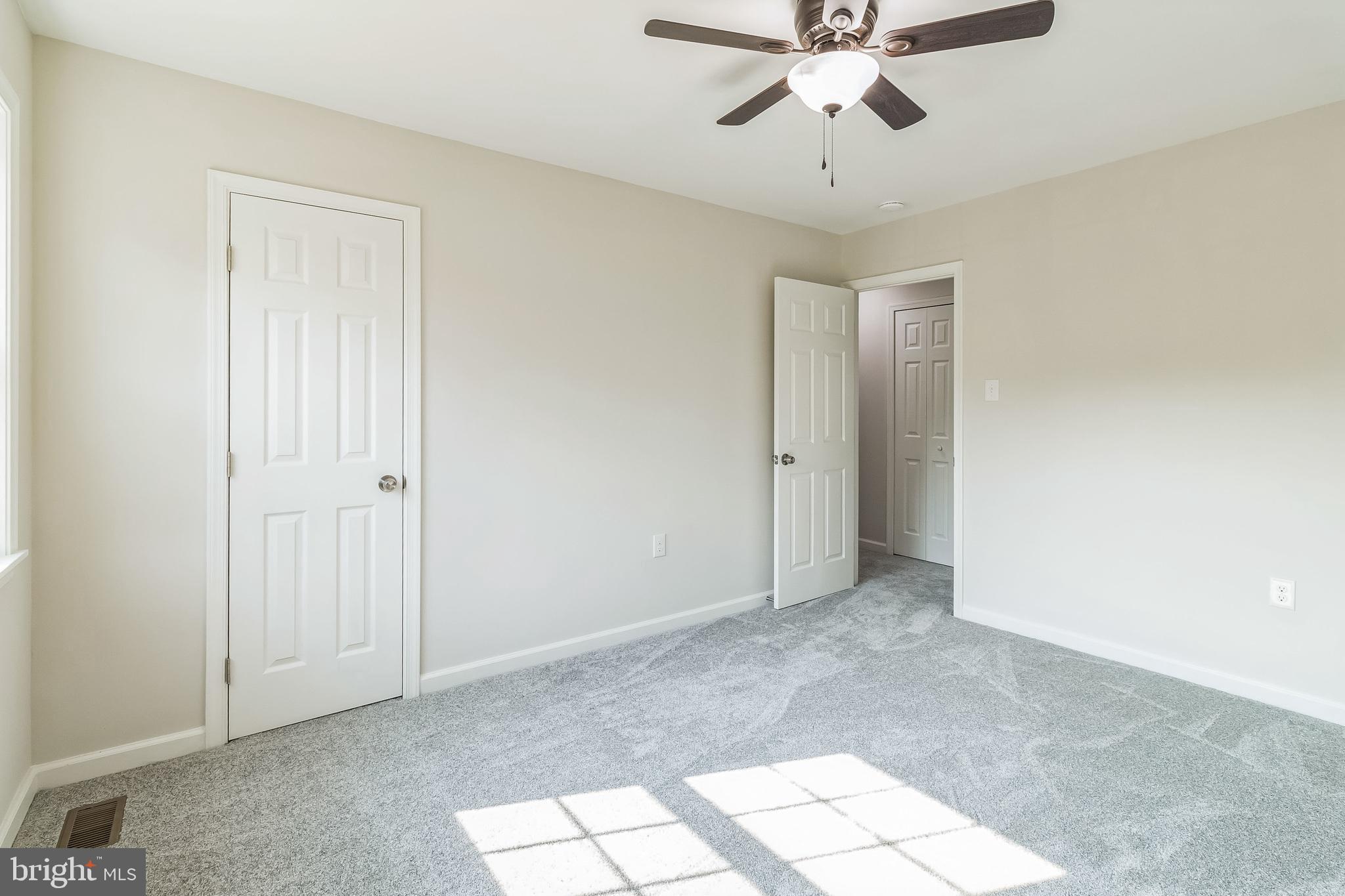 SUSSEX SQUARE CONDO - Residential