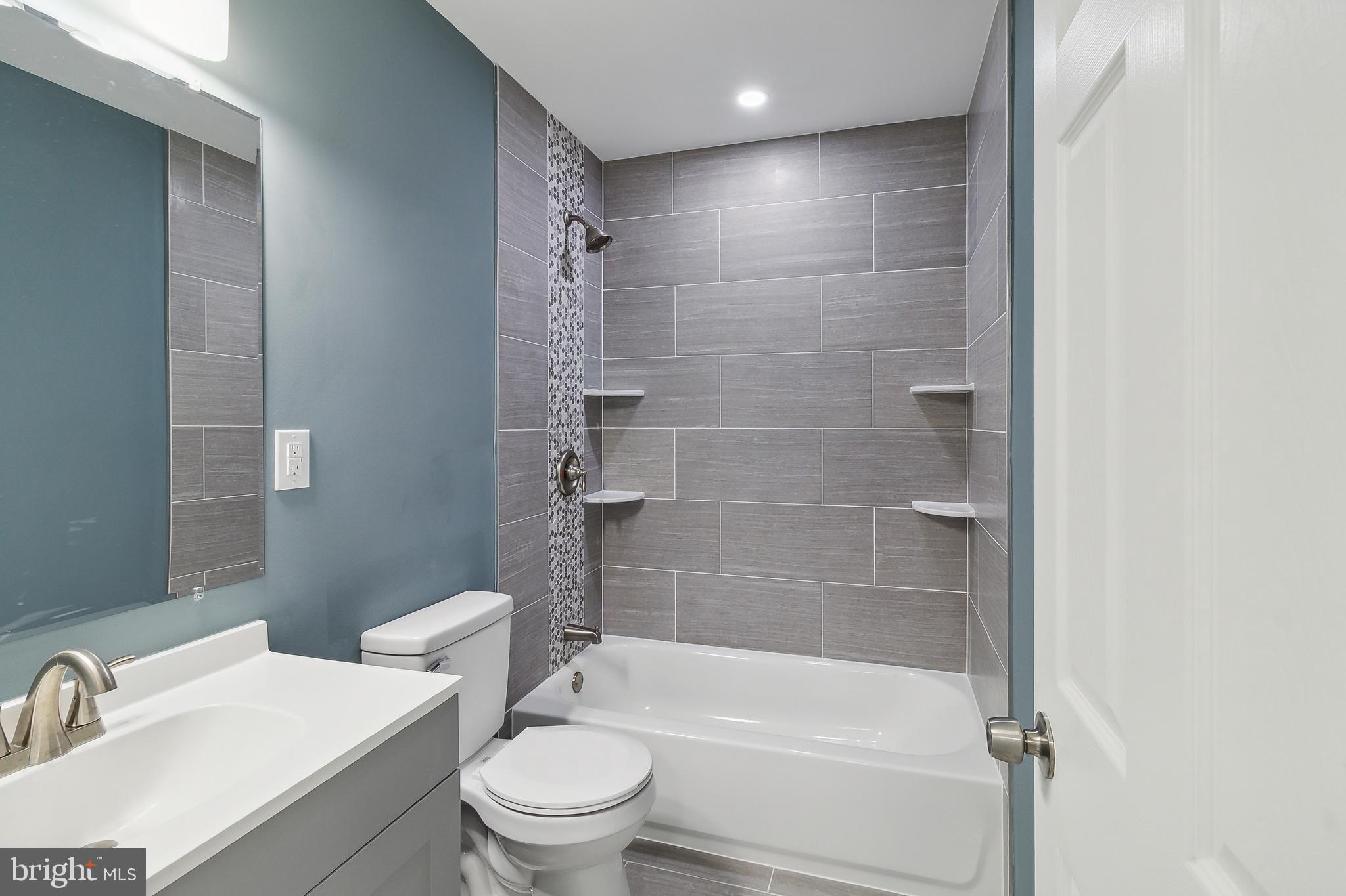 SUSSEX SQUARE CONDO - Residential