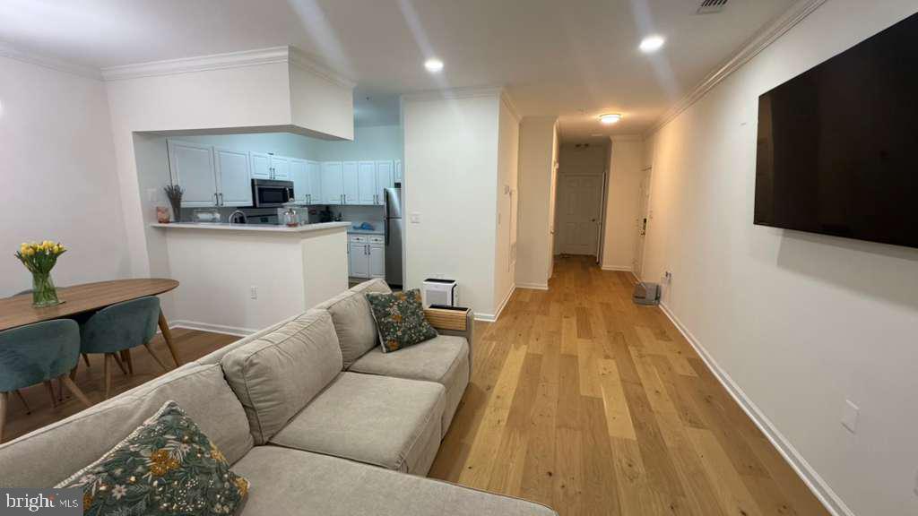 12903 ALTON SQUARE 103