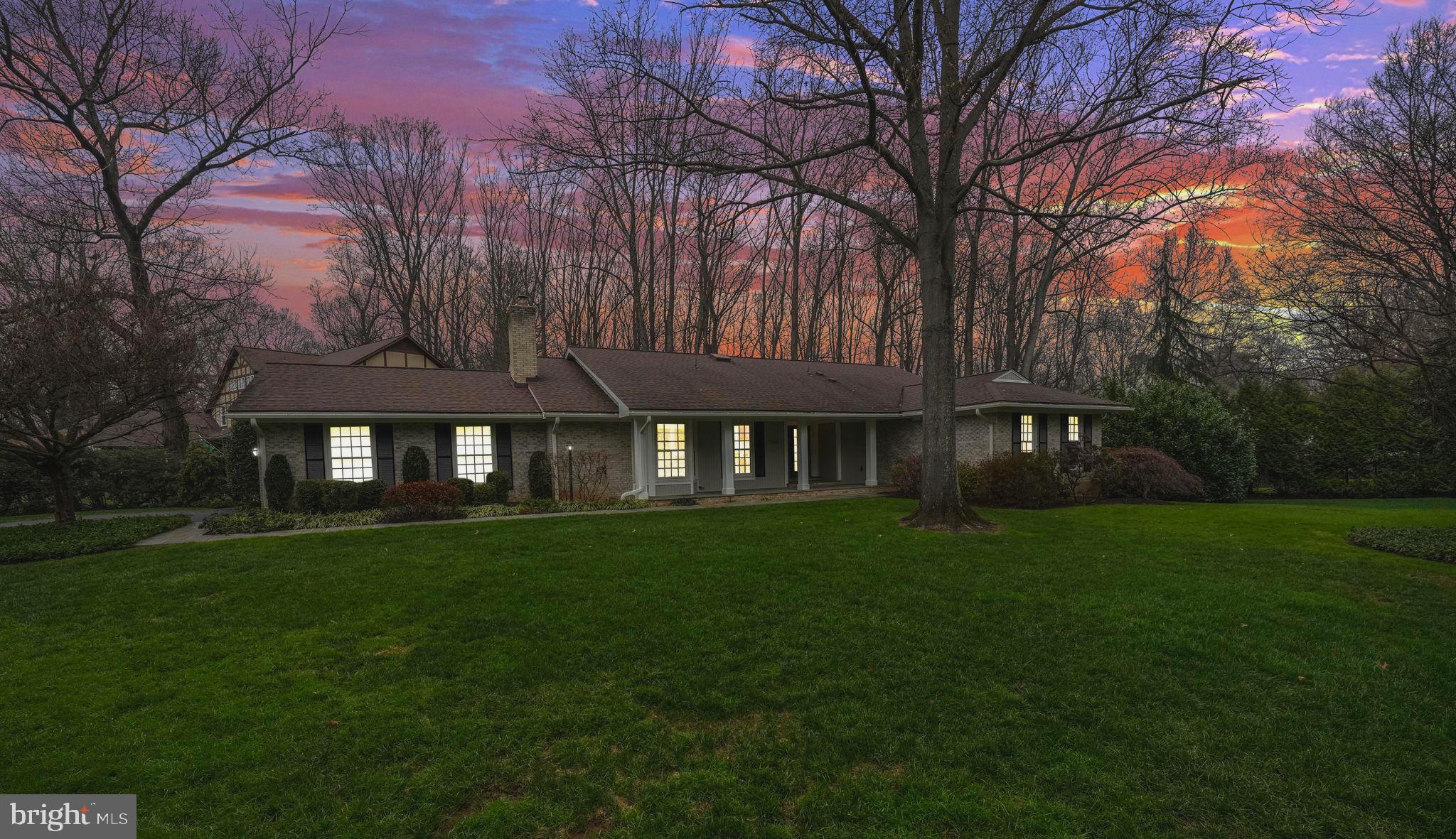 LANGLEY OAKS - Residential