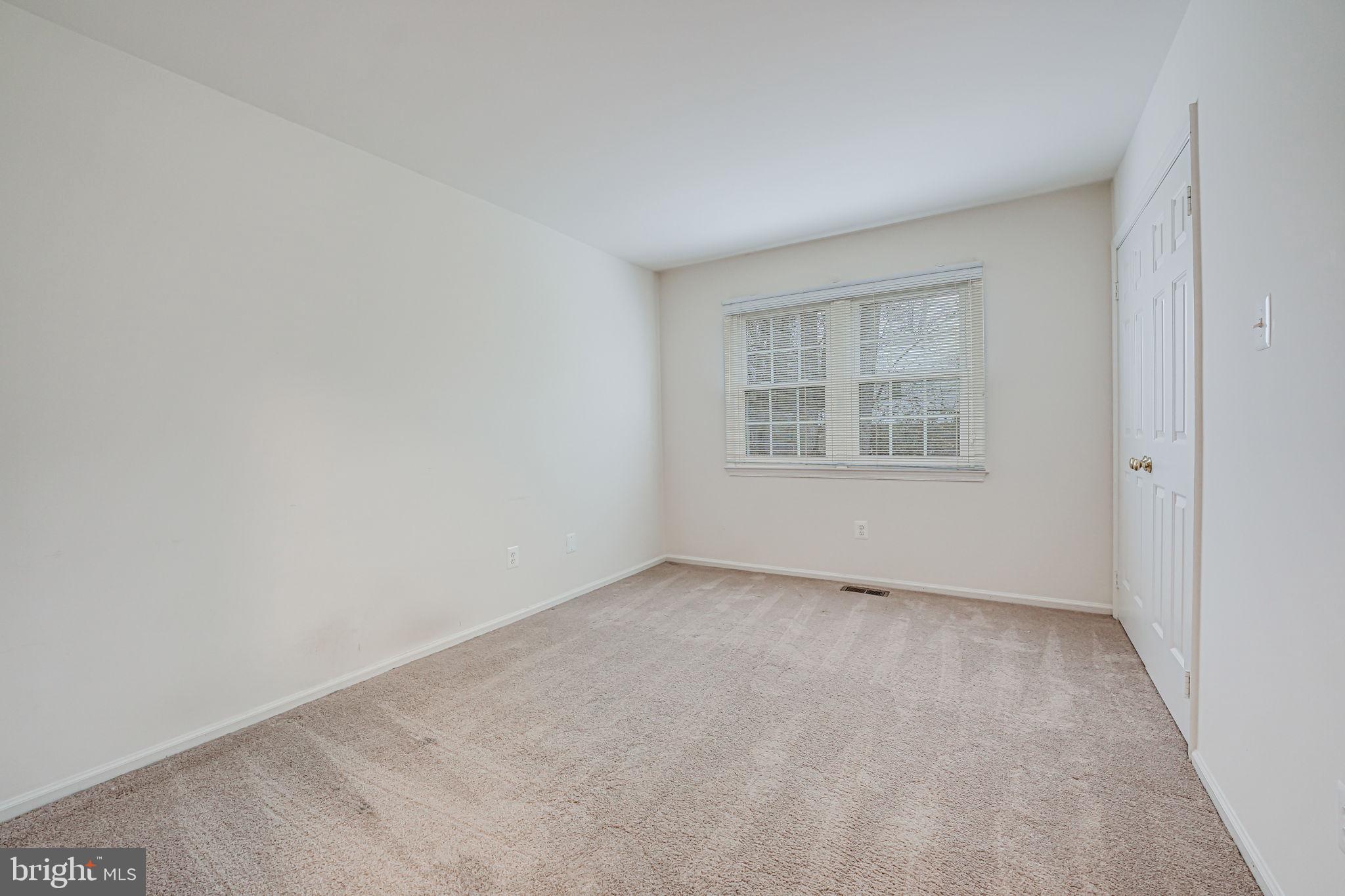 LANGLEY OAKS - Residential