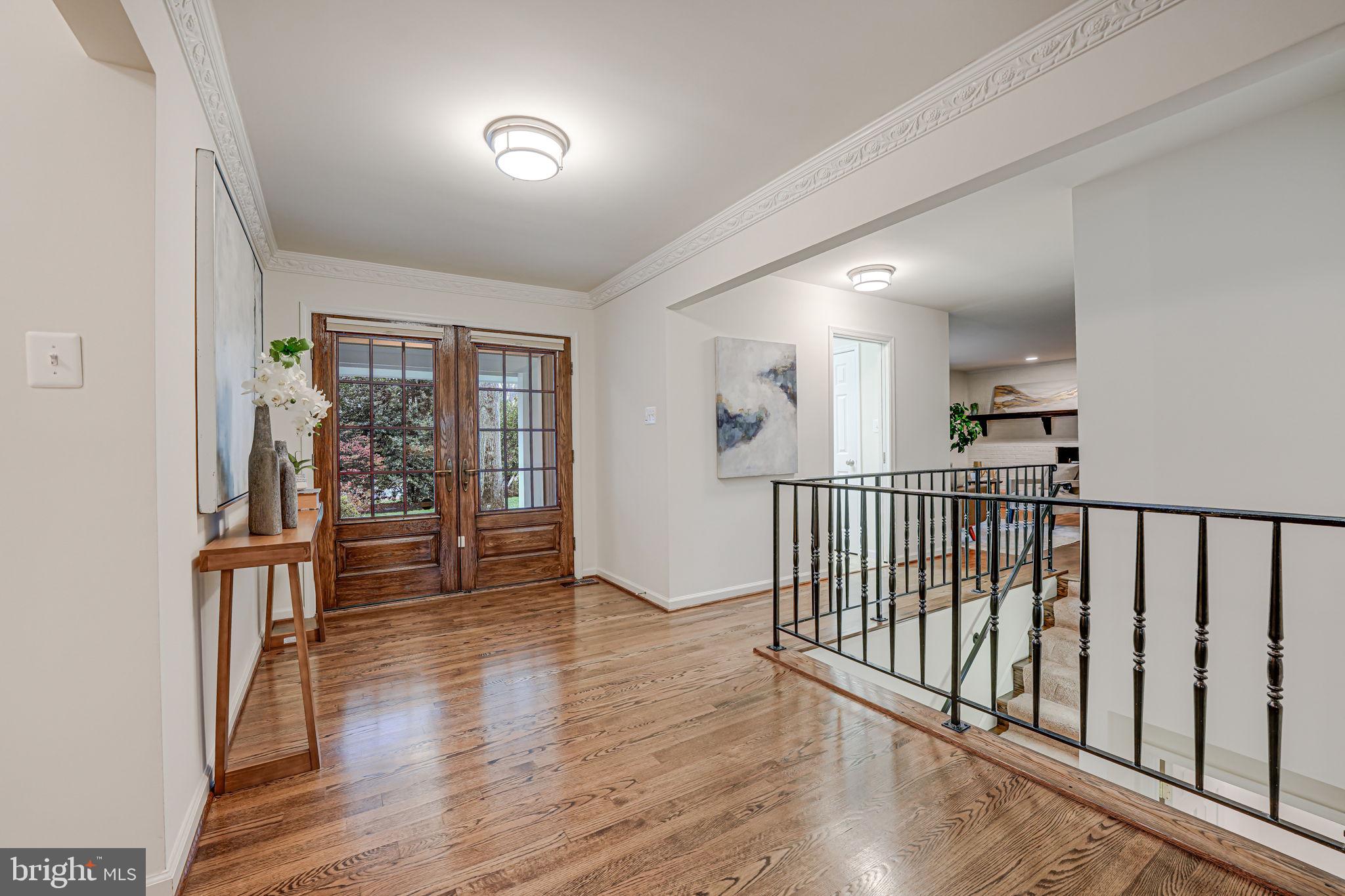 LANGLEY OAKS - Residential