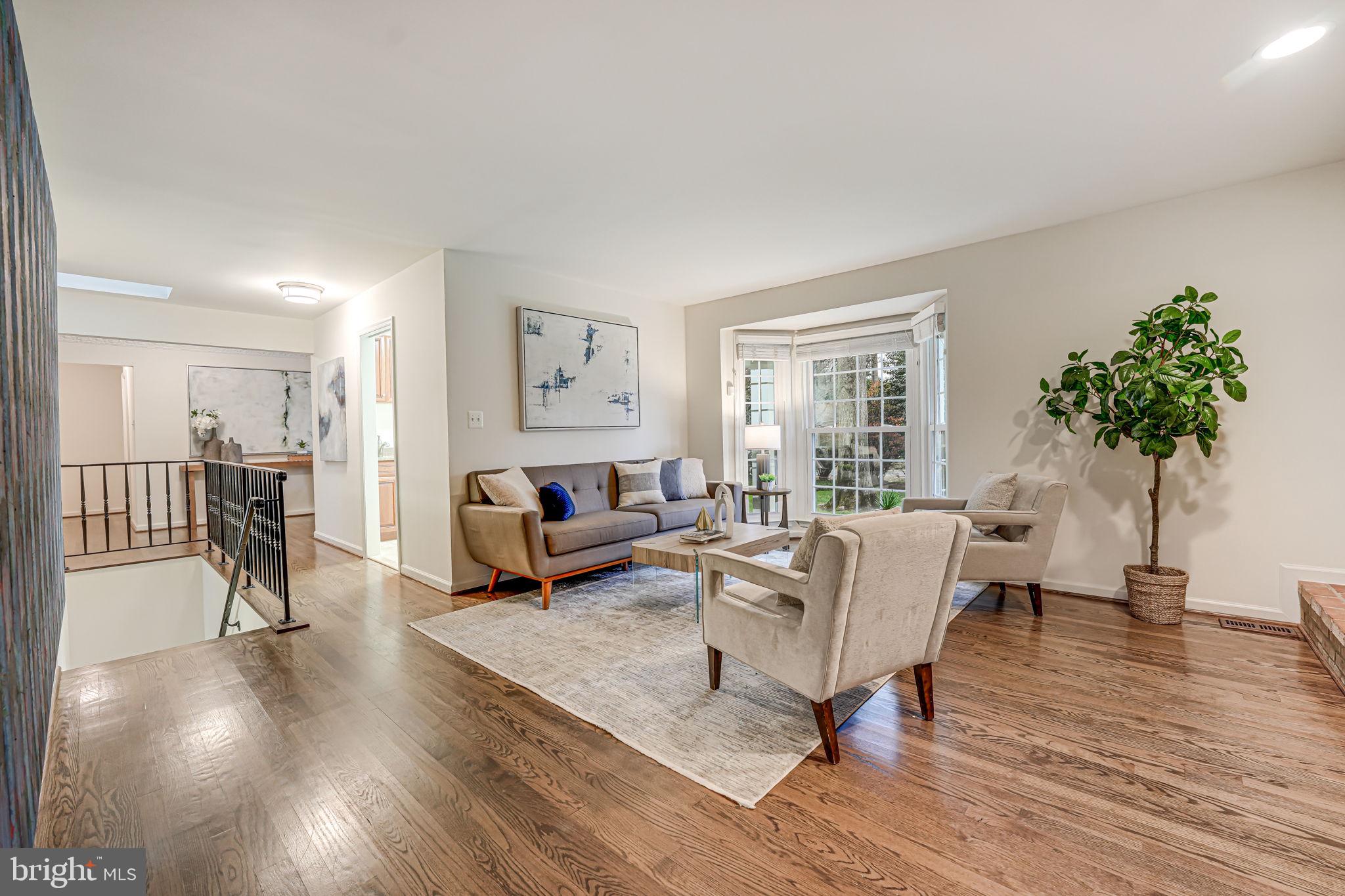 LANGLEY OAKS - Residential