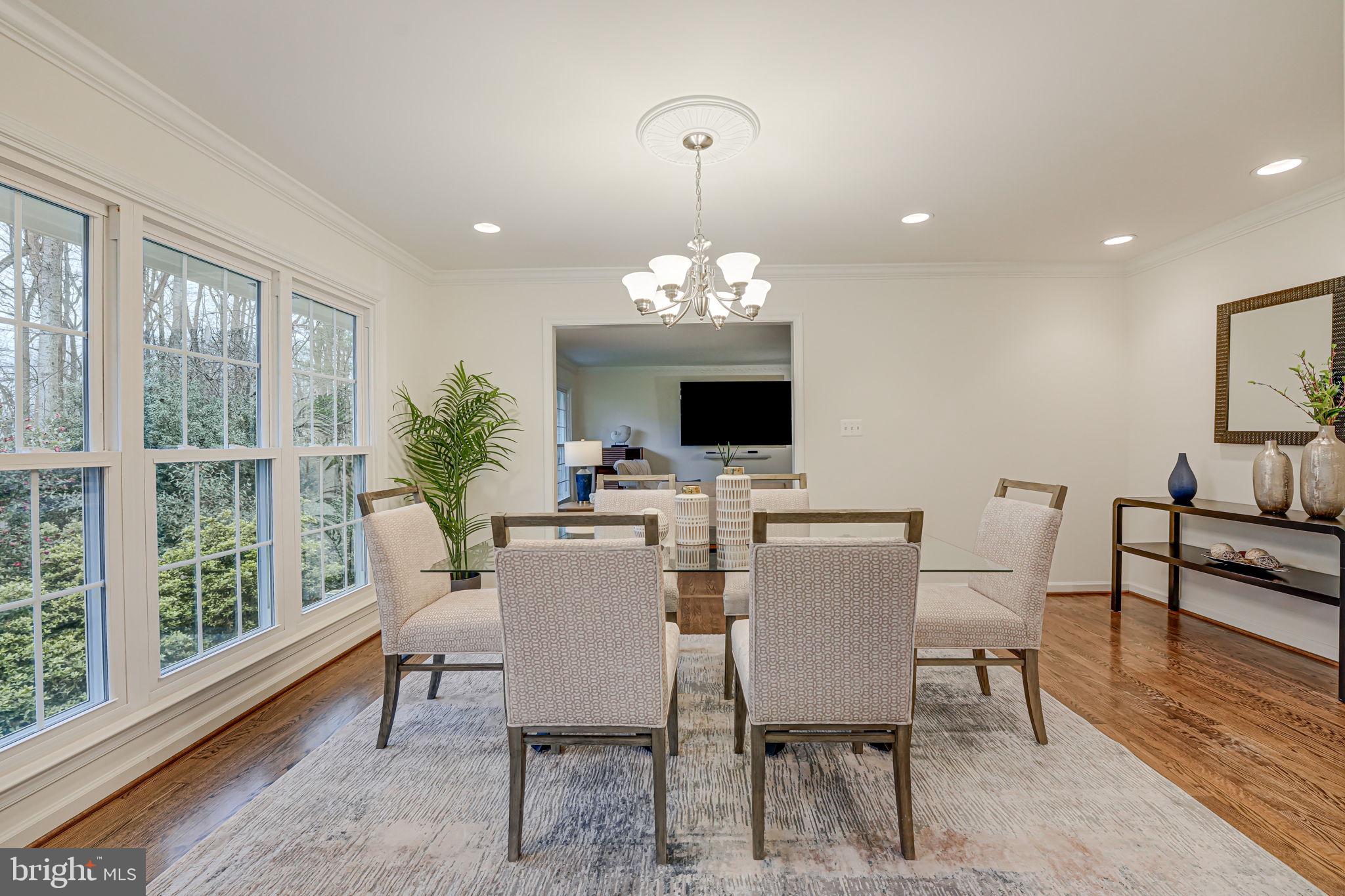 LANGLEY OAKS - Residential