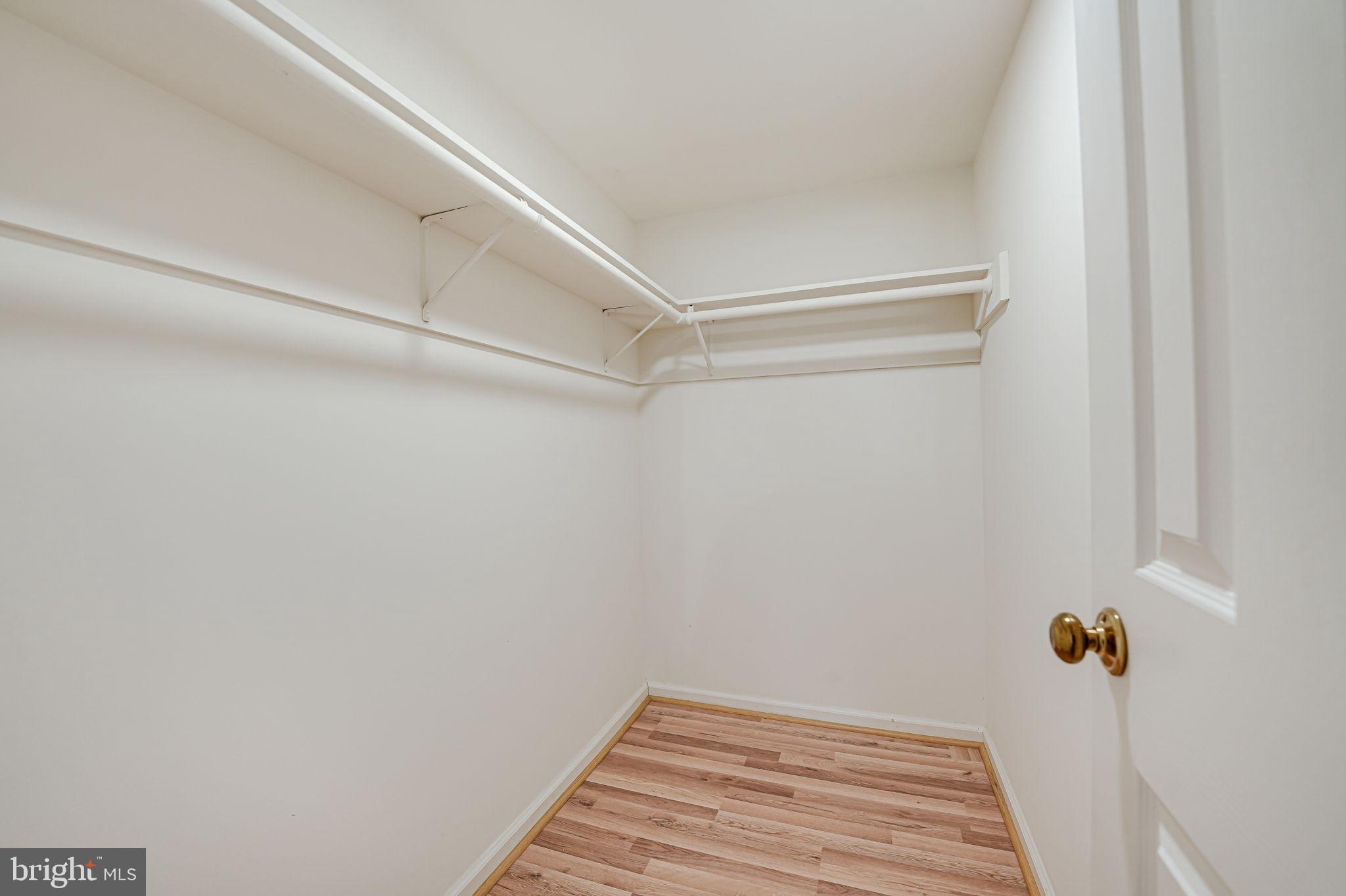 LANGLEY OAKS - Residential