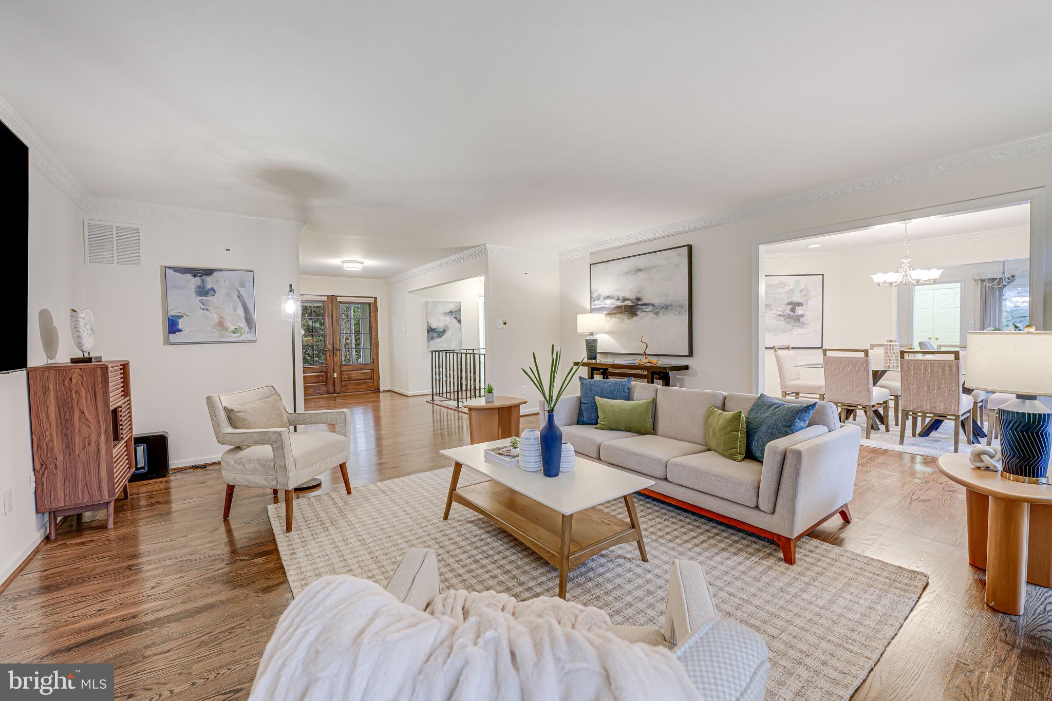 LANGLEY OAKS - Residential