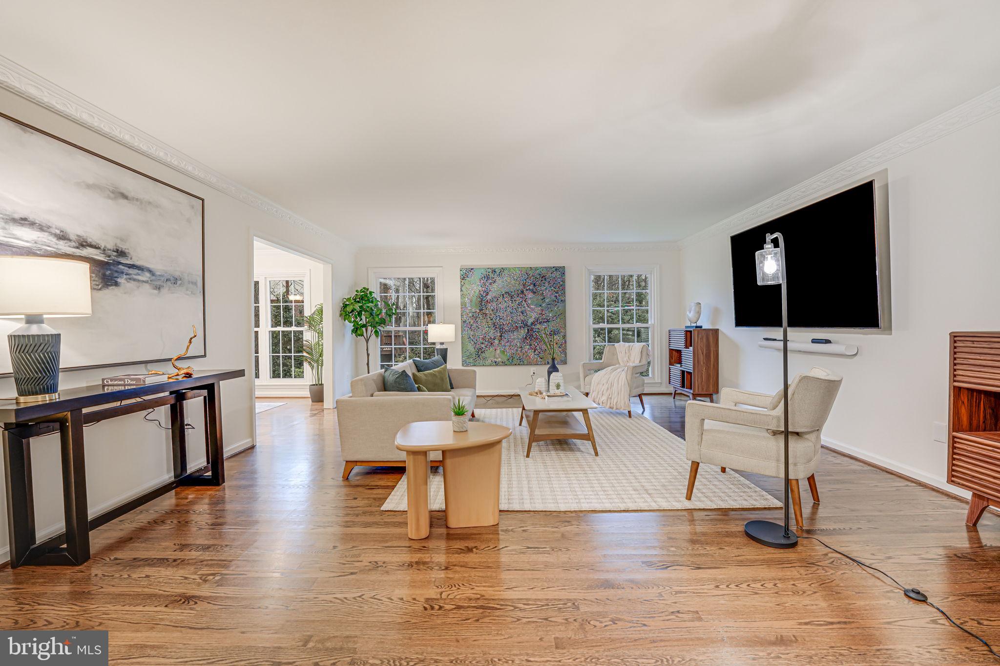 LANGLEY OAKS - Residential