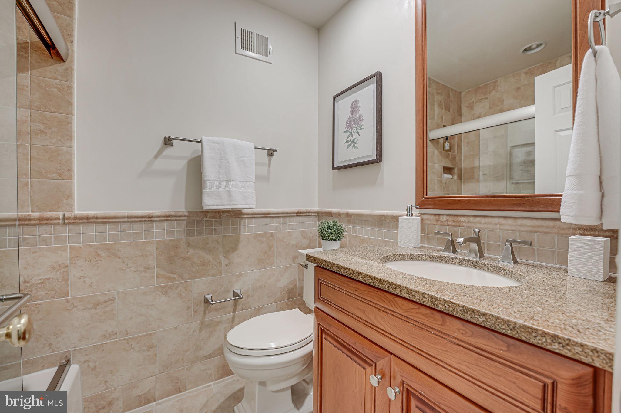 LANGLEY OAKS - Residential