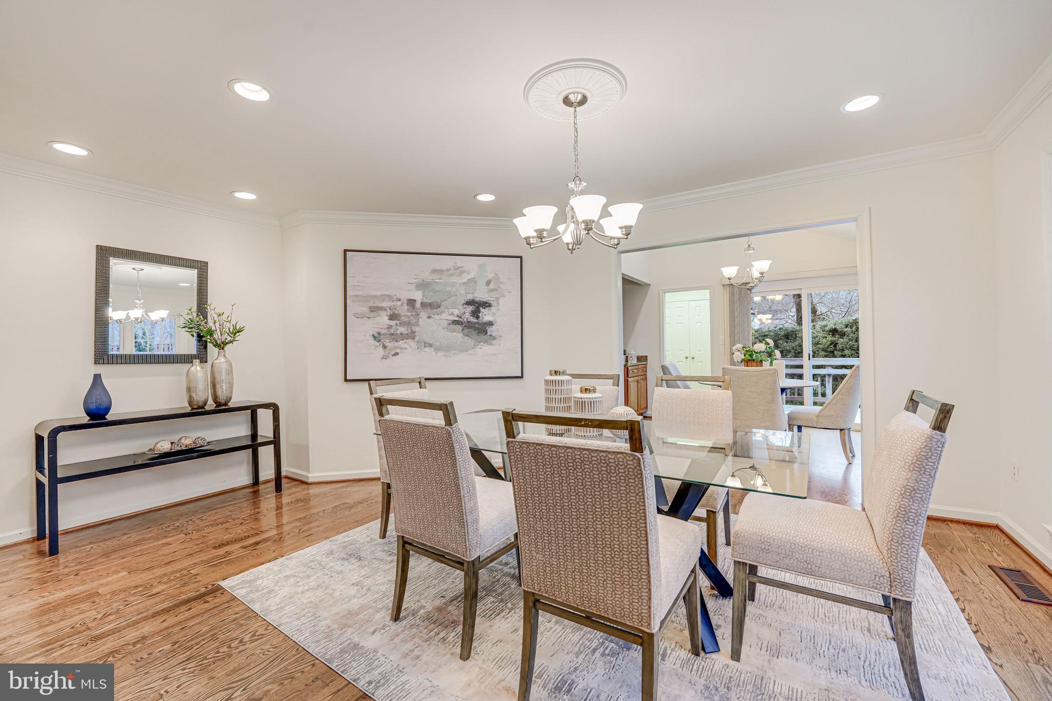 LANGLEY OAKS - Residential