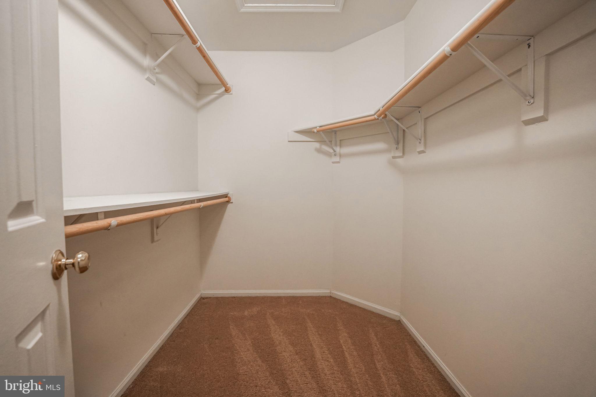 LANGLEY OAKS - Residential