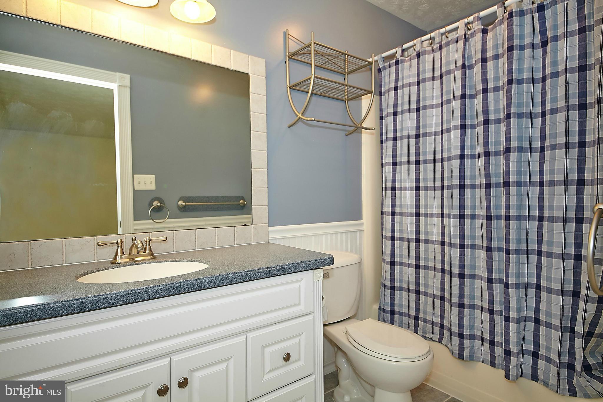 STONEWOOD MANOR - Residential