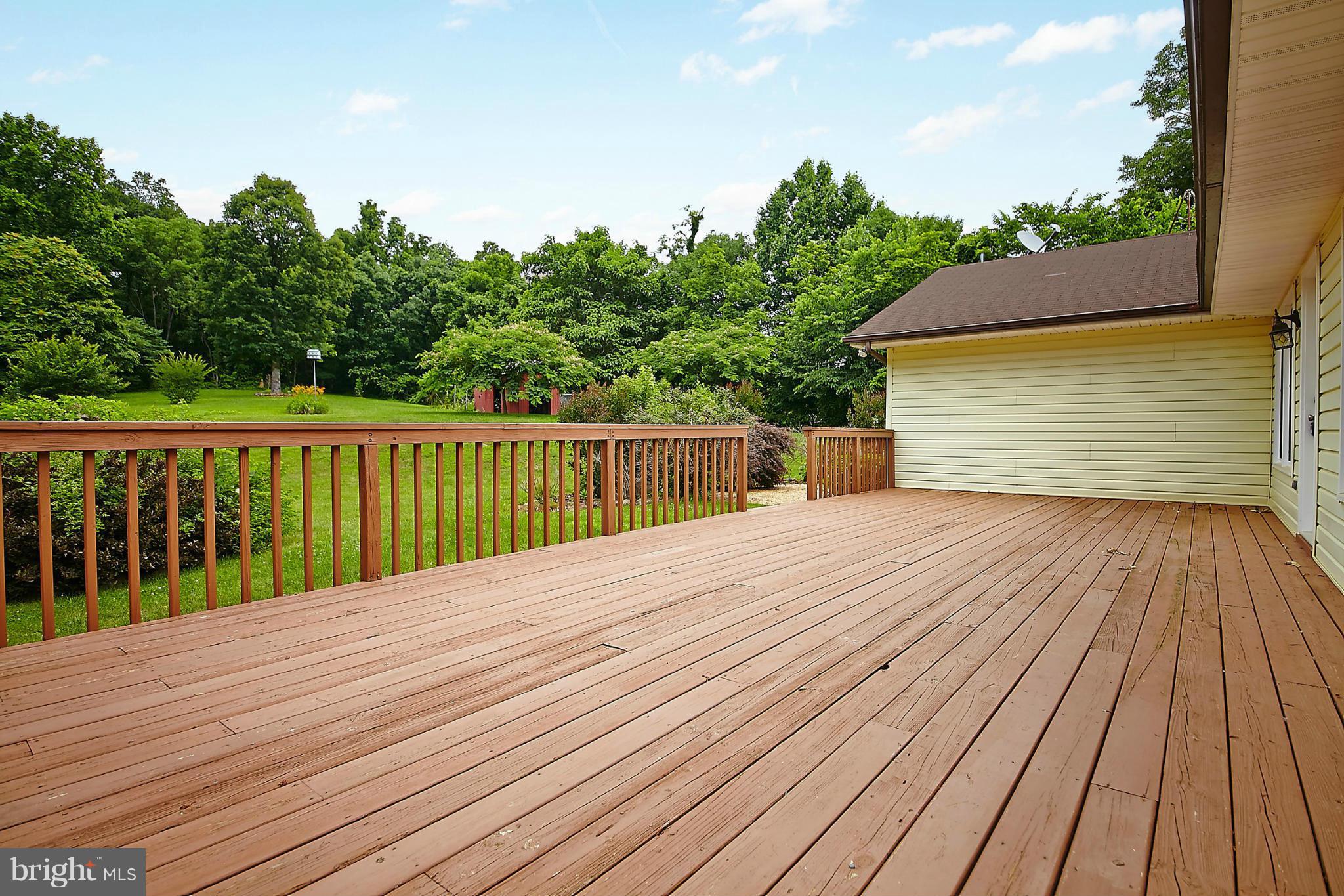 STONEWOOD MANOR - Residential