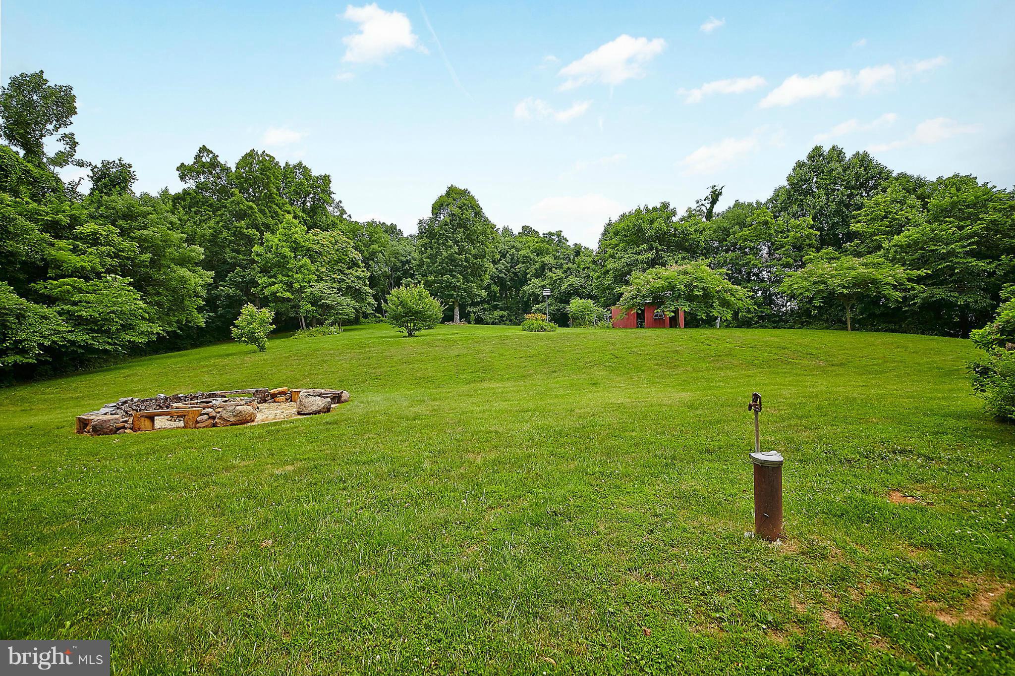 STONEWOOD MANOR - Residential