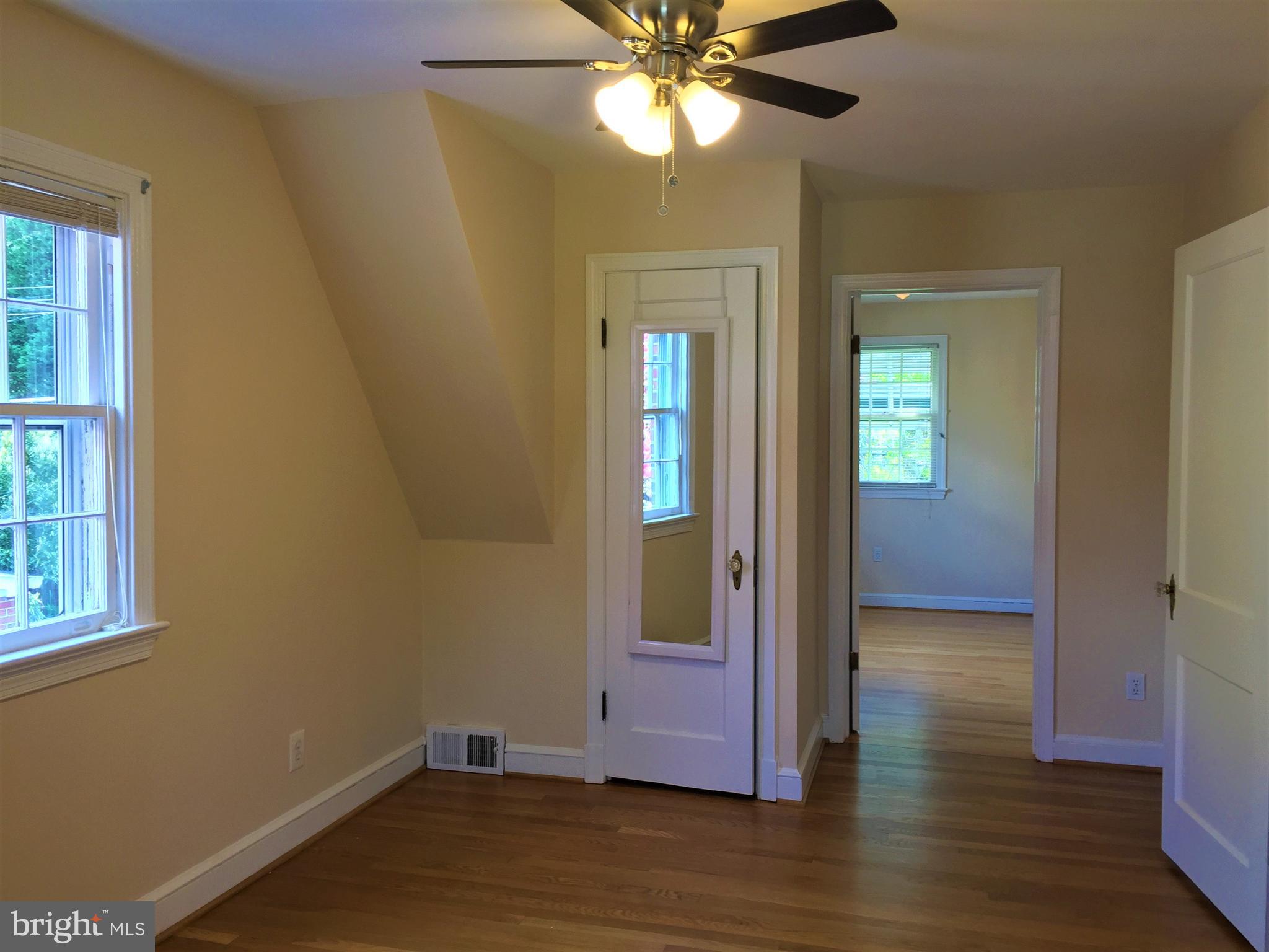 YORKTOWN - Residential Lease