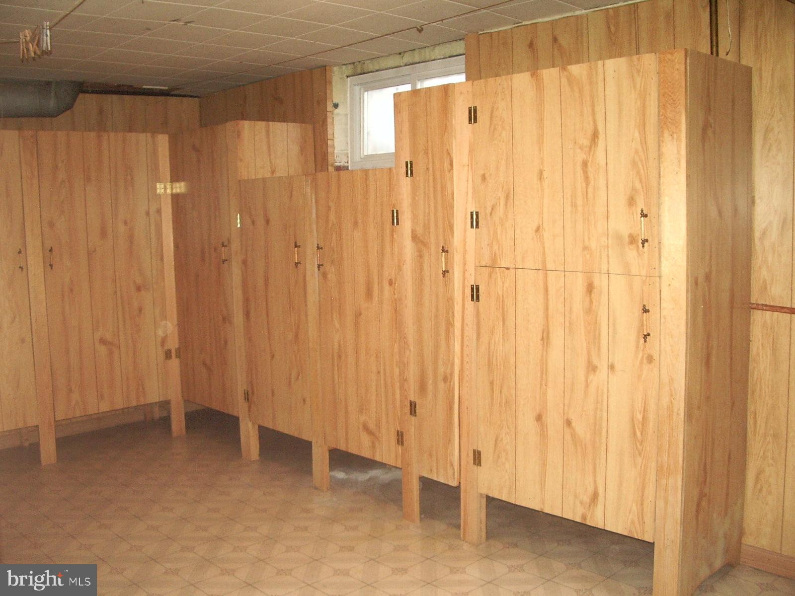 YORKTOWN - Residential Lease